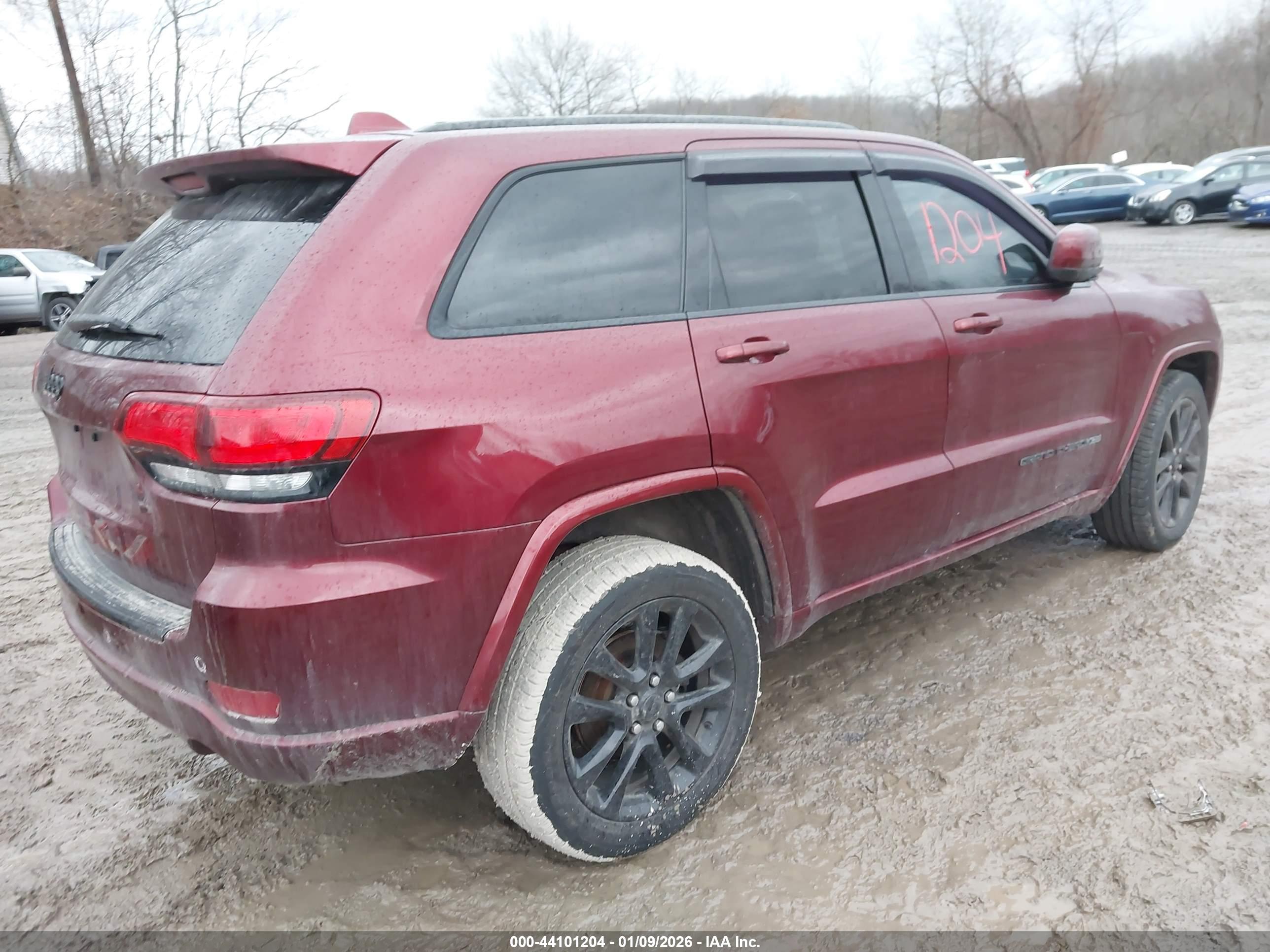 JEEP GRAND image 4