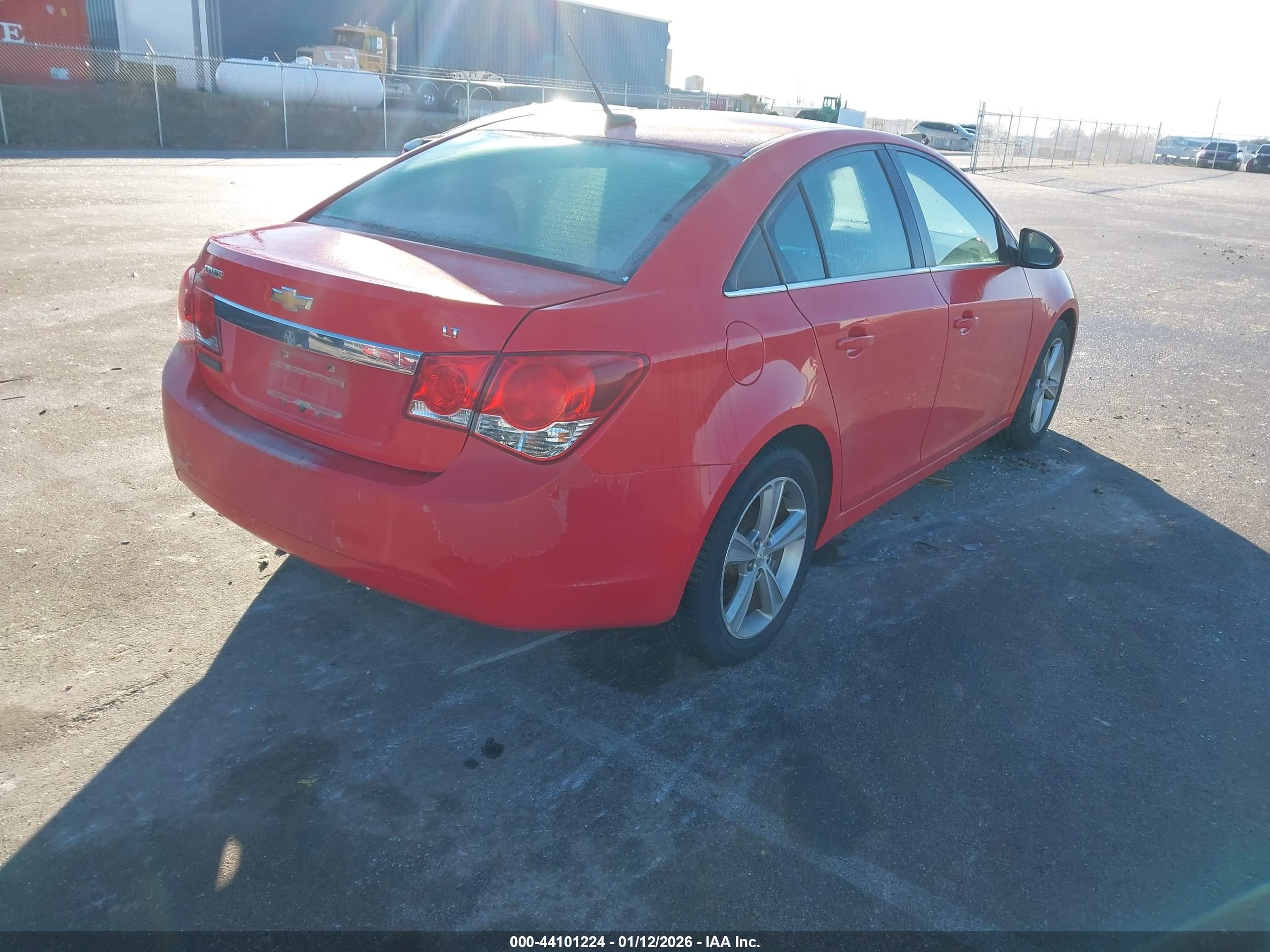 CHEVROLET CRUZE image 4
