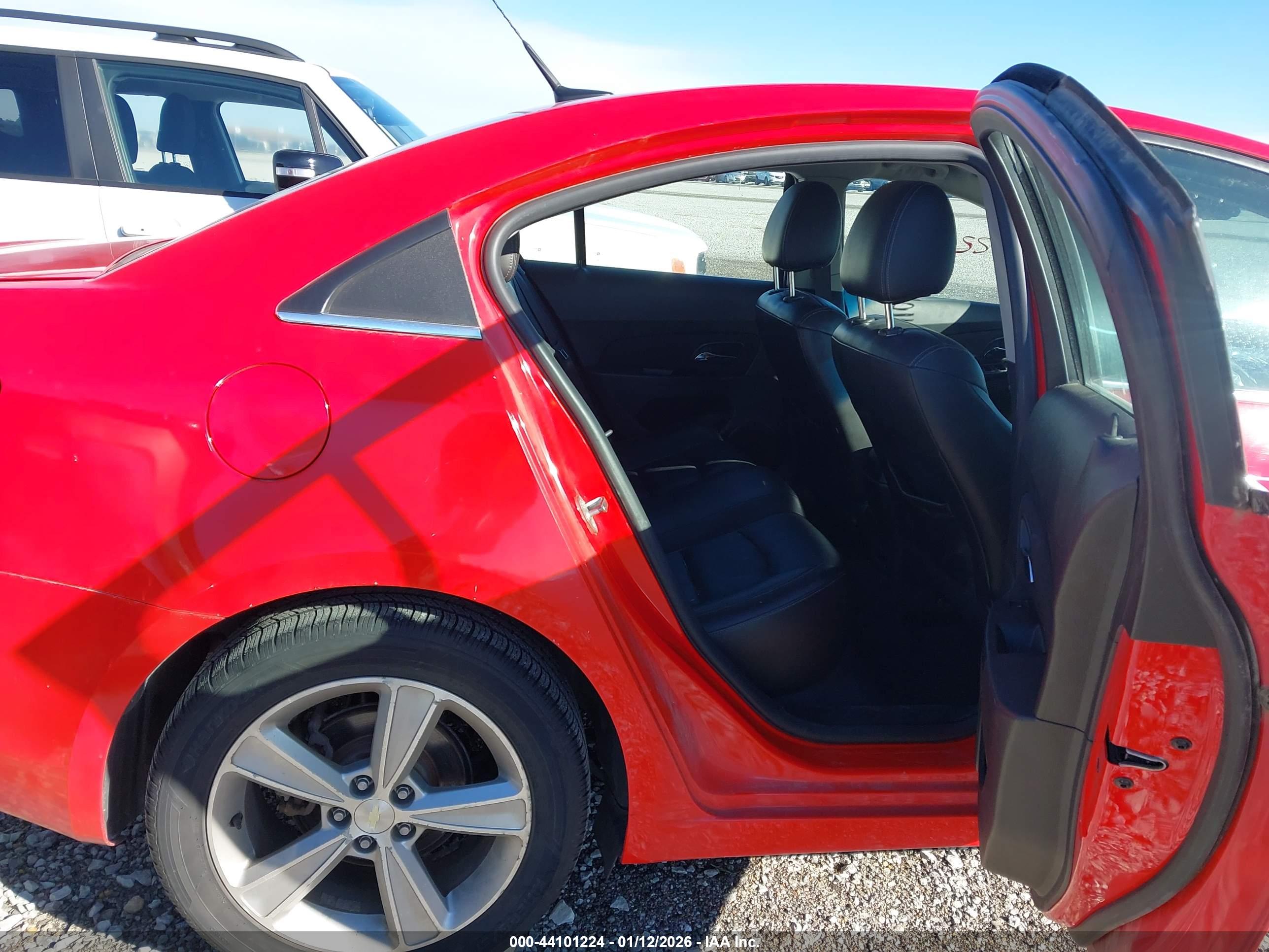 CHEVROLET CRUZE image 8