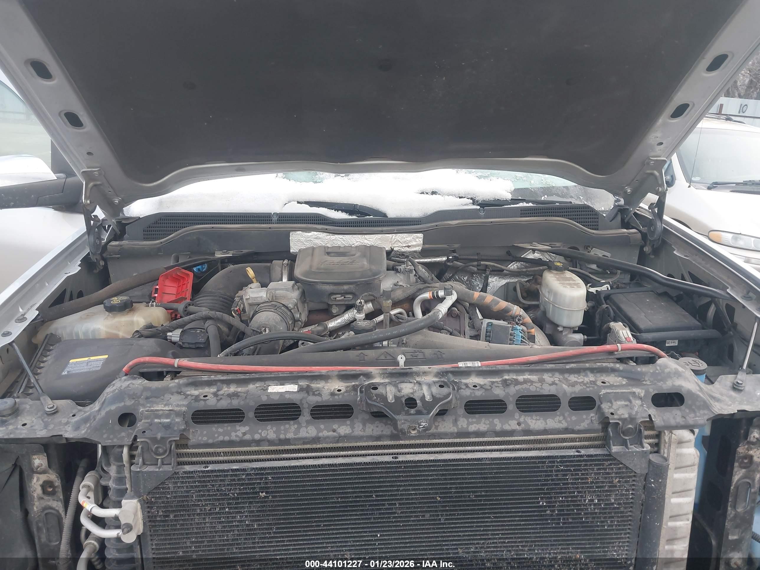 CHEVROLET SILVERADO image 10