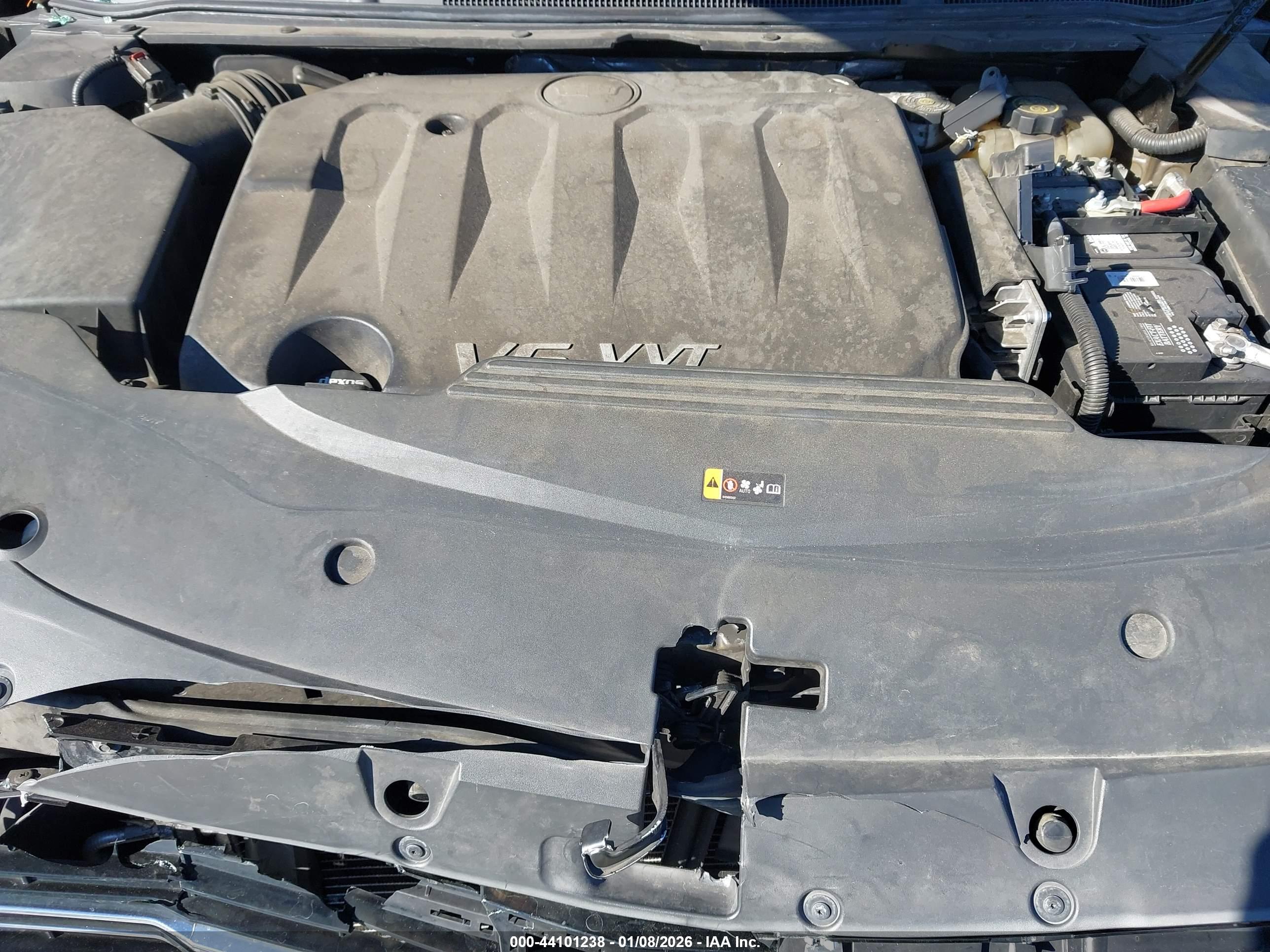 CADILLAC XTS image 10