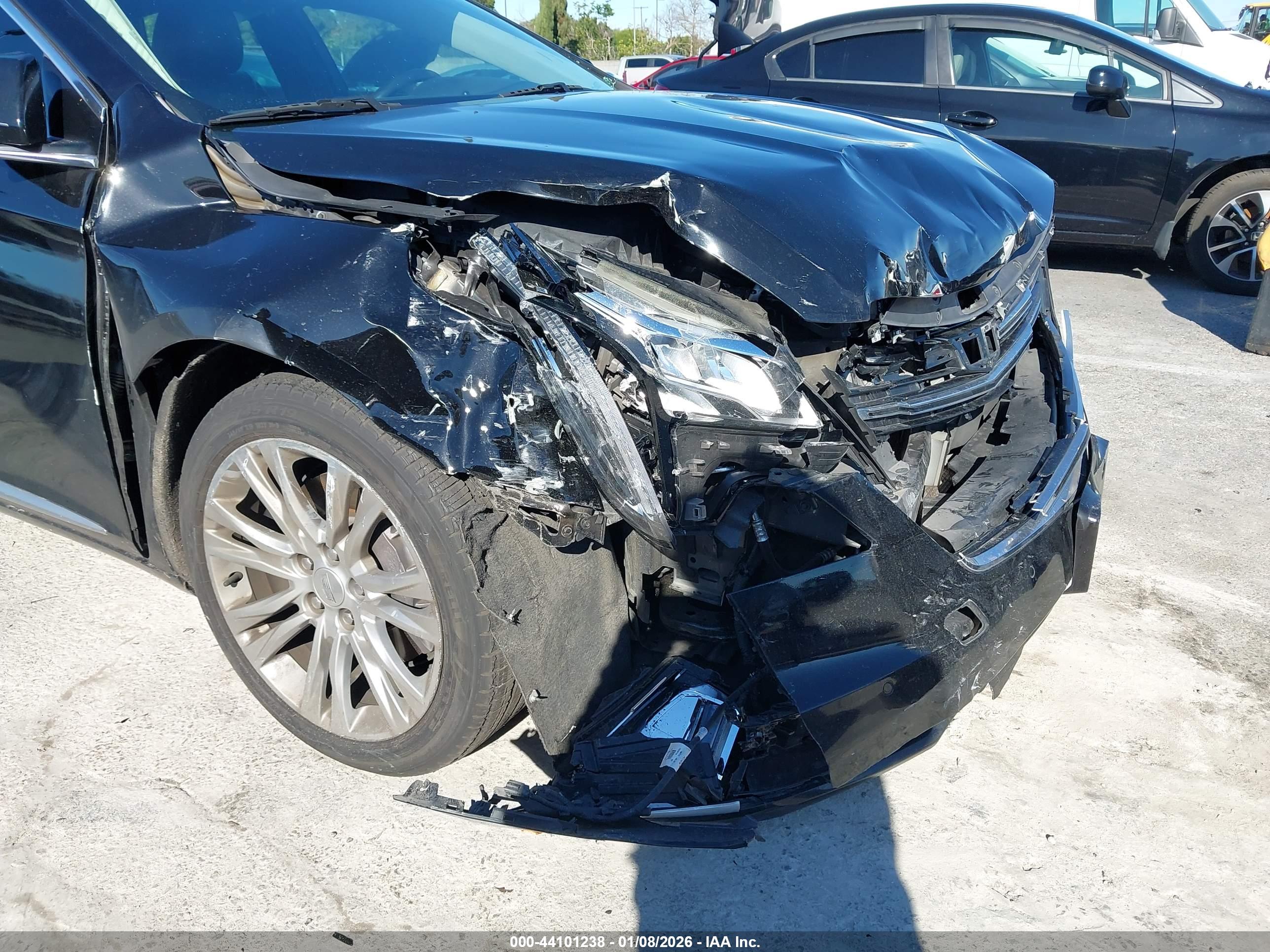 CADILLAC XTS image 6