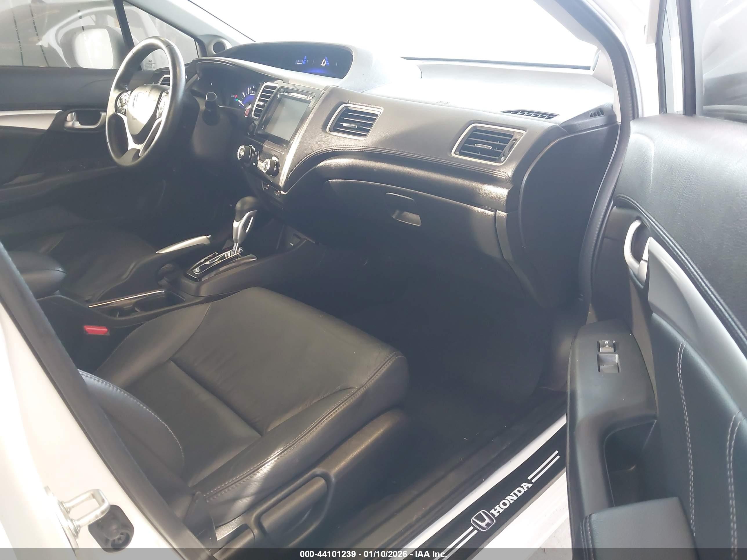 HONDA CIVIC image 5