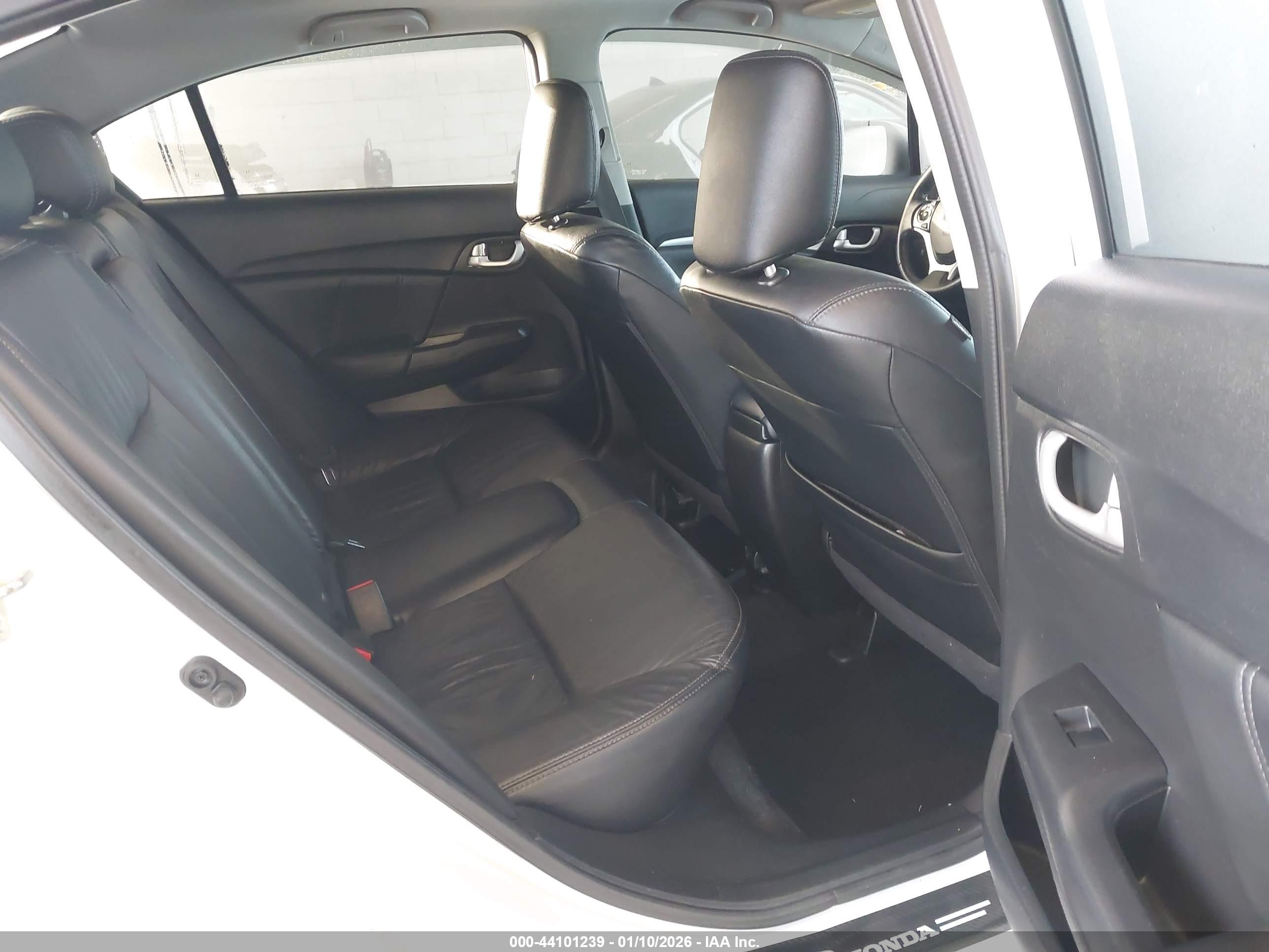 HONDA CIVIC image 8