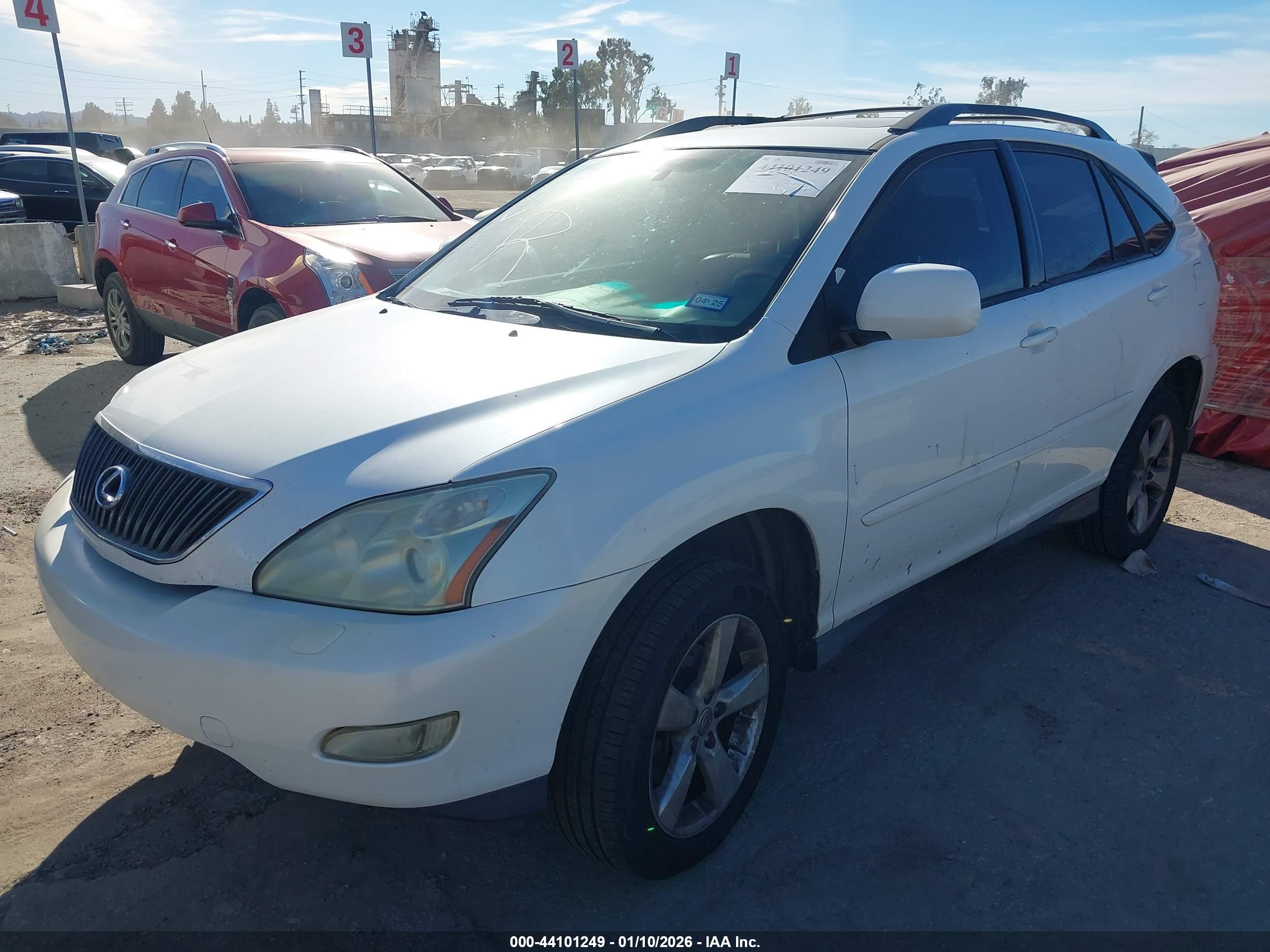 LEXUS RX image 2