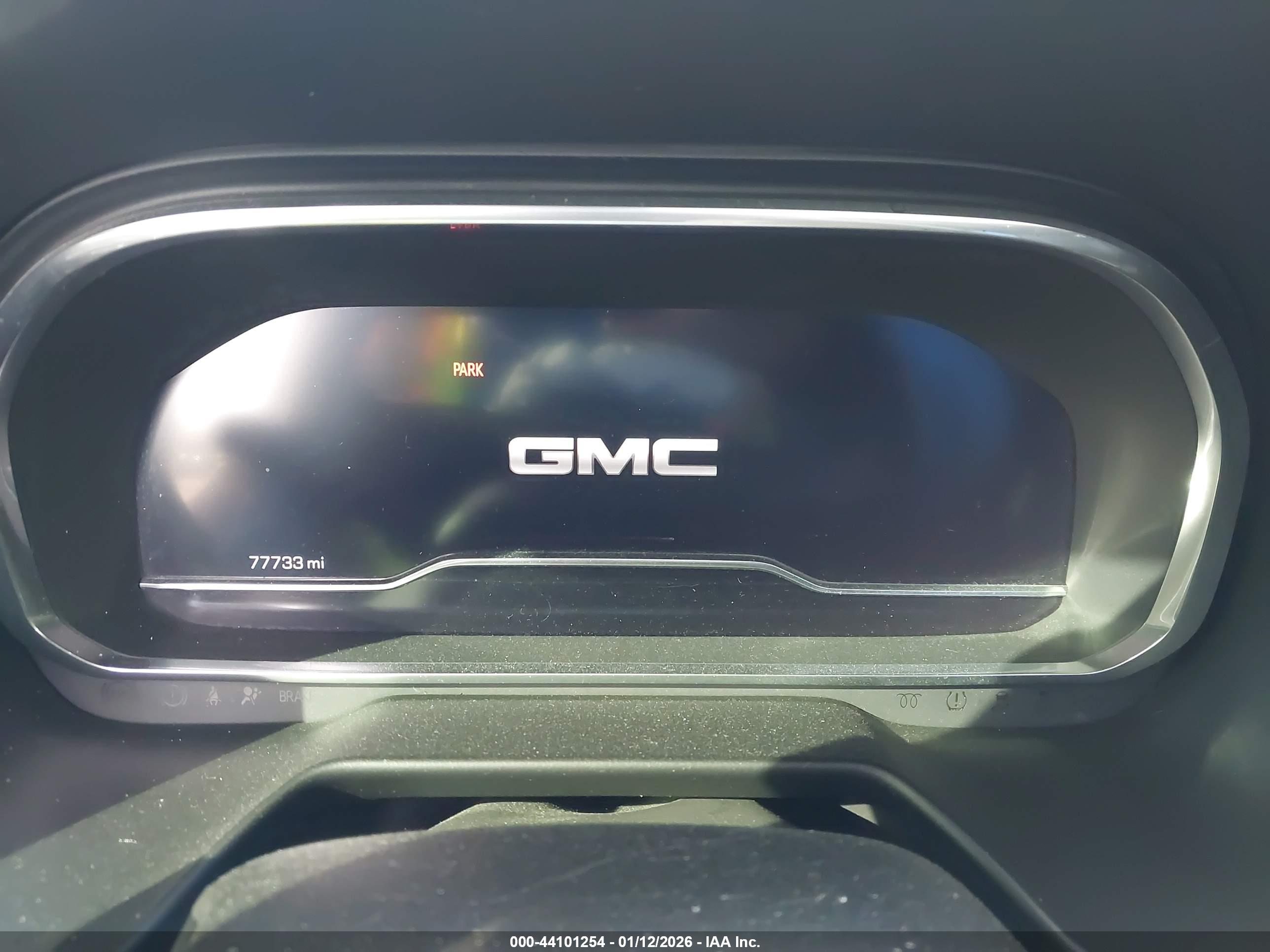 GMC YUKON image 7