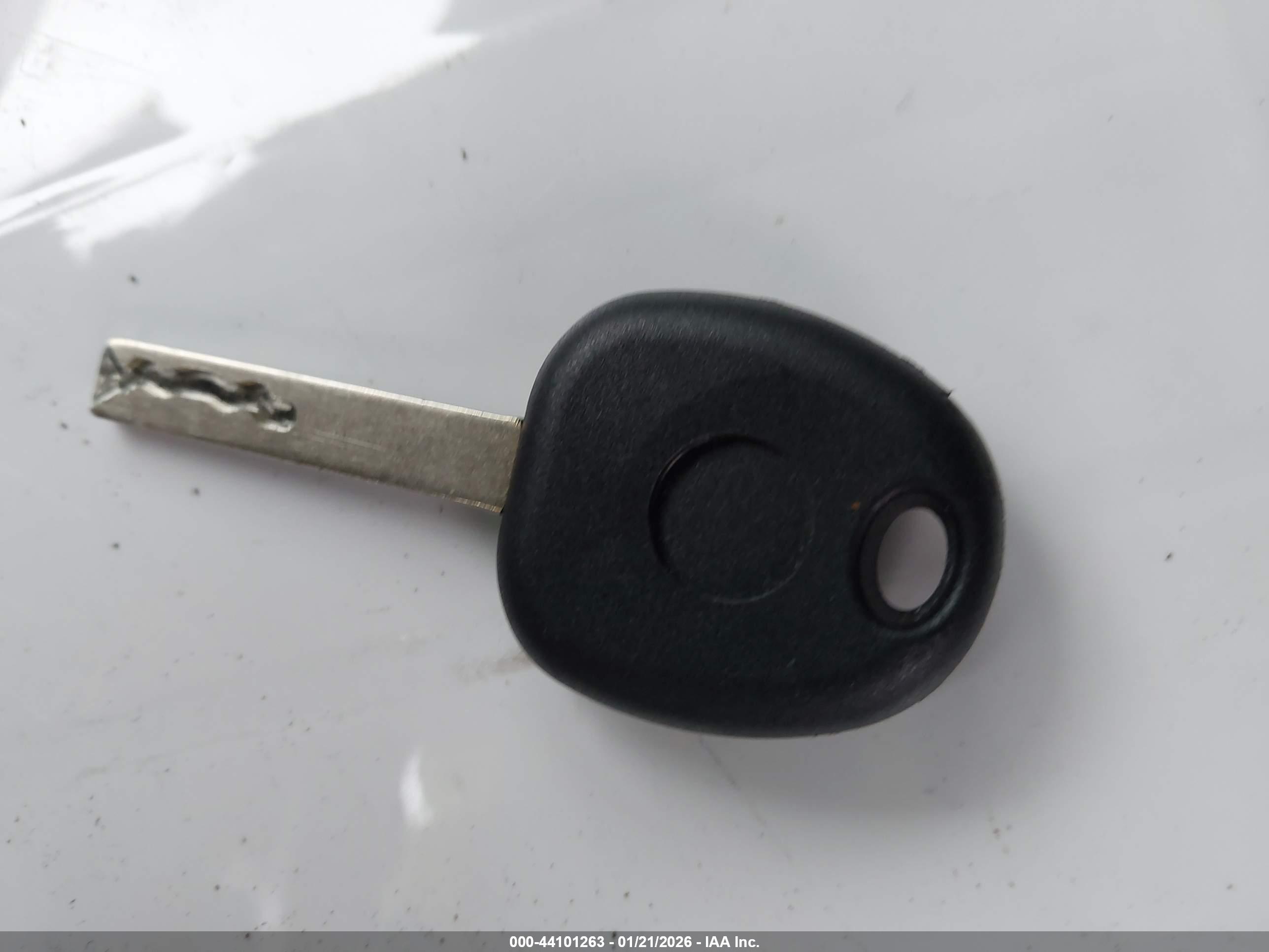 KIA RIO image 11