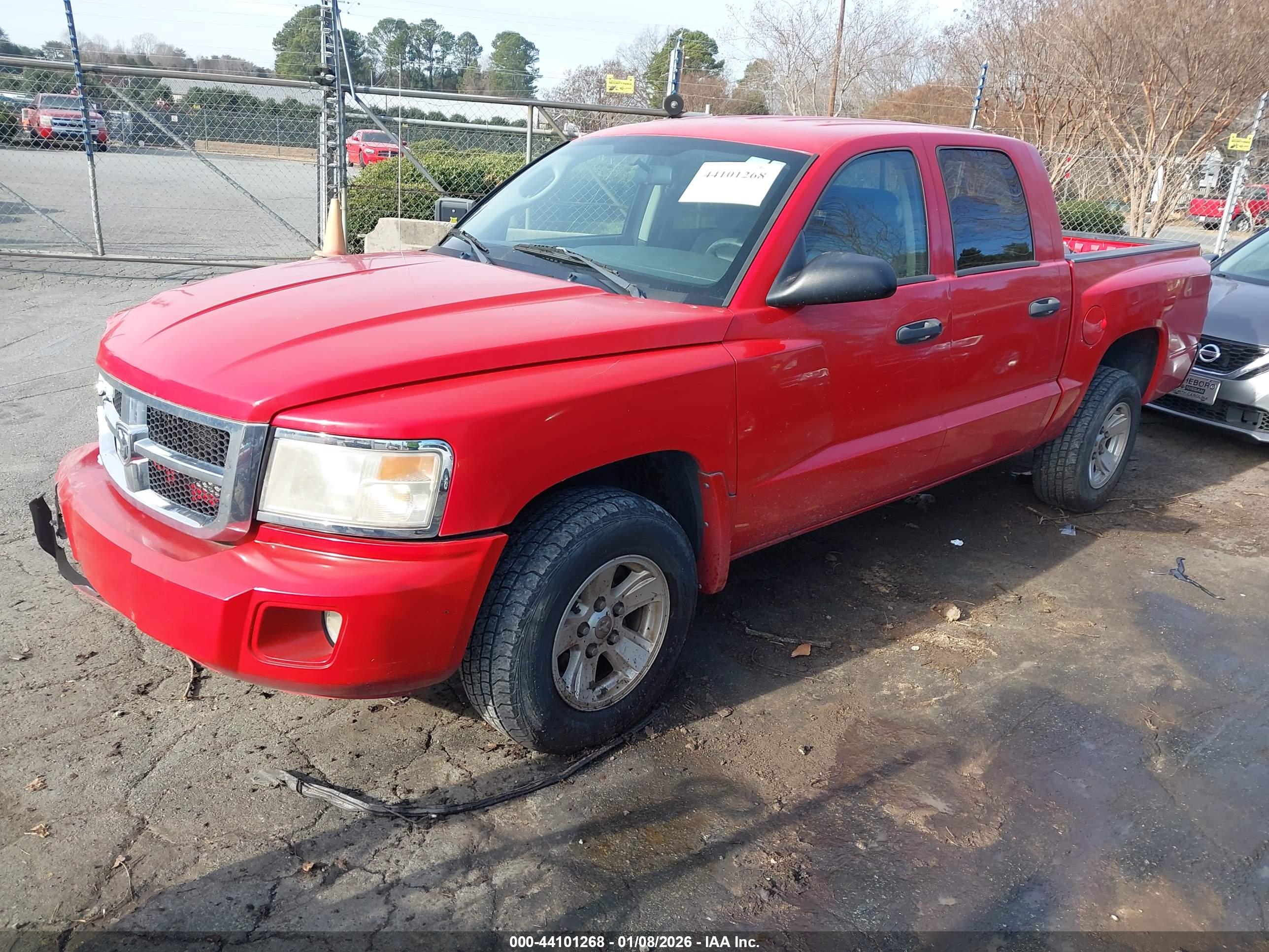 DODGE DAKOTA image 2
