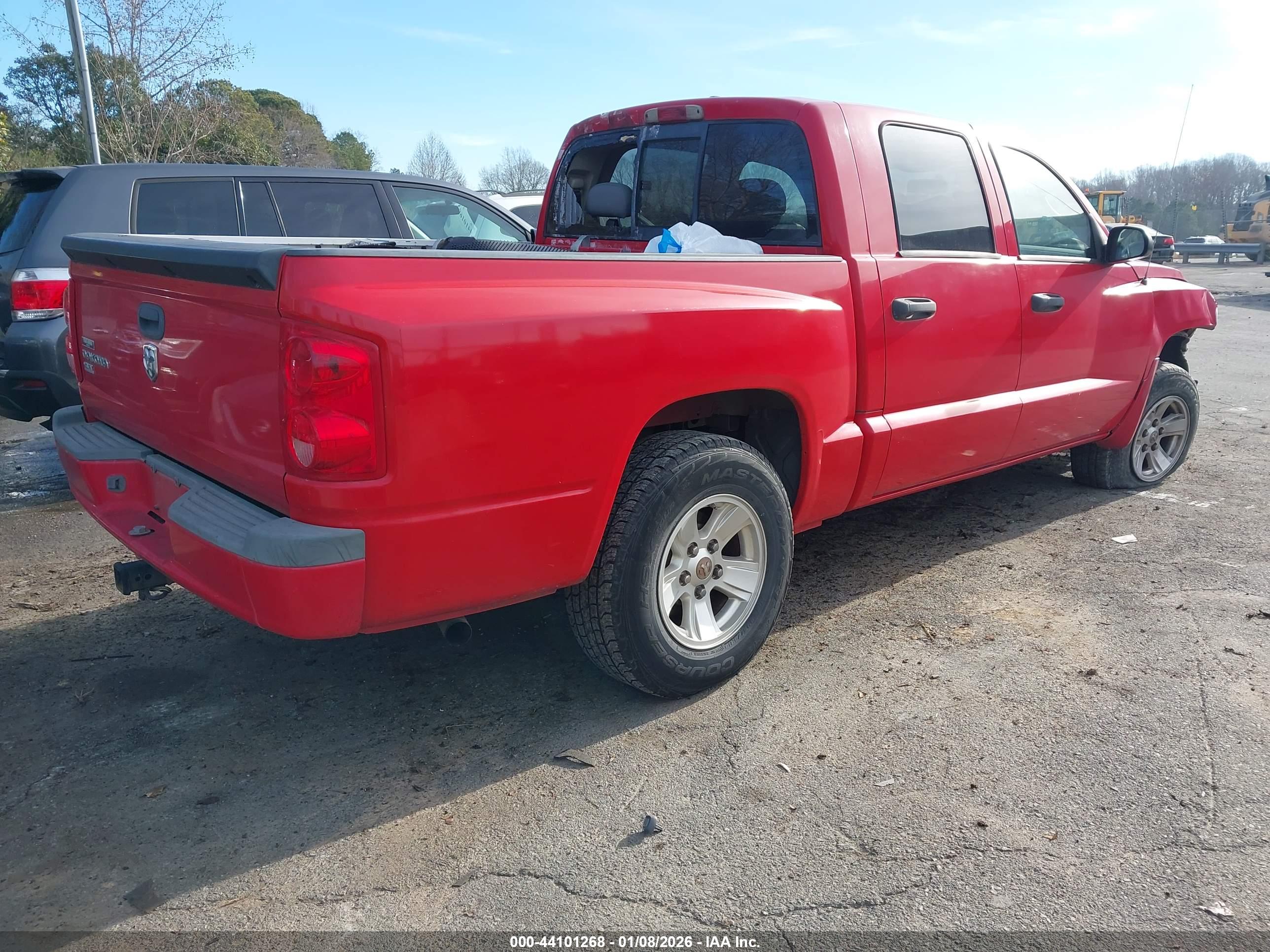 DODGE DAKOTA image 4