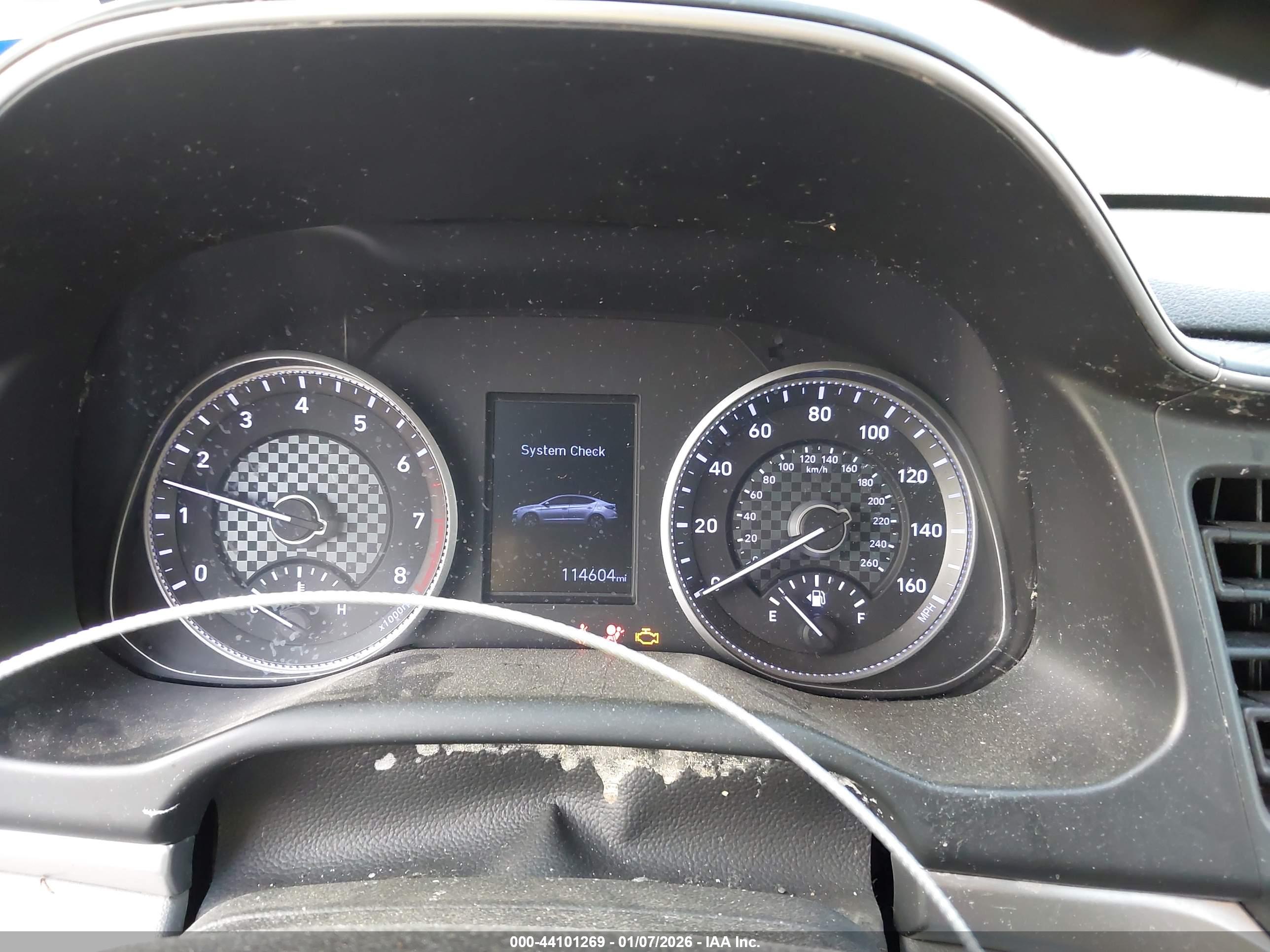 HYUNDAI ELANTRA image 7
