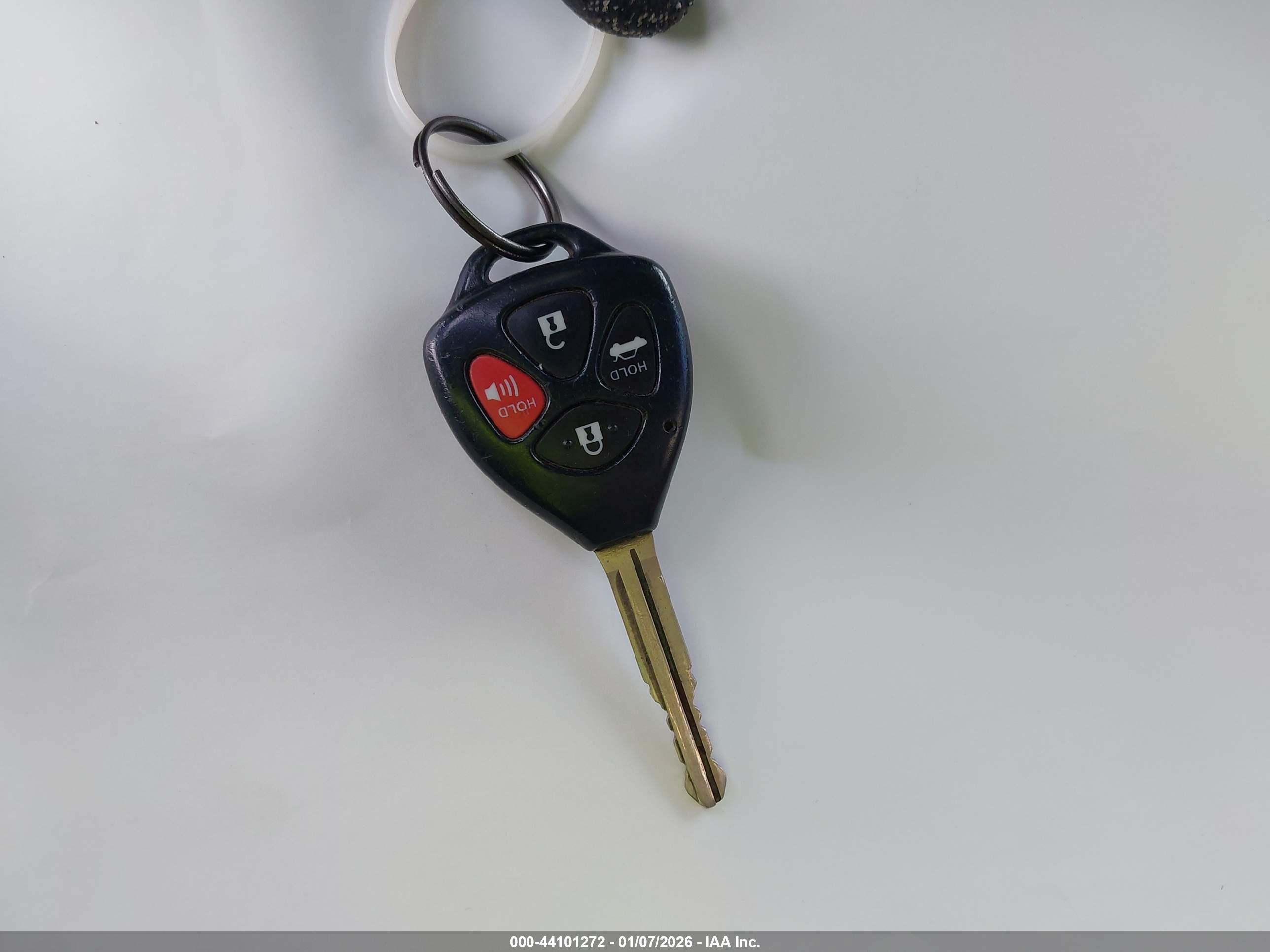 TOYOTA CAMRY image 11