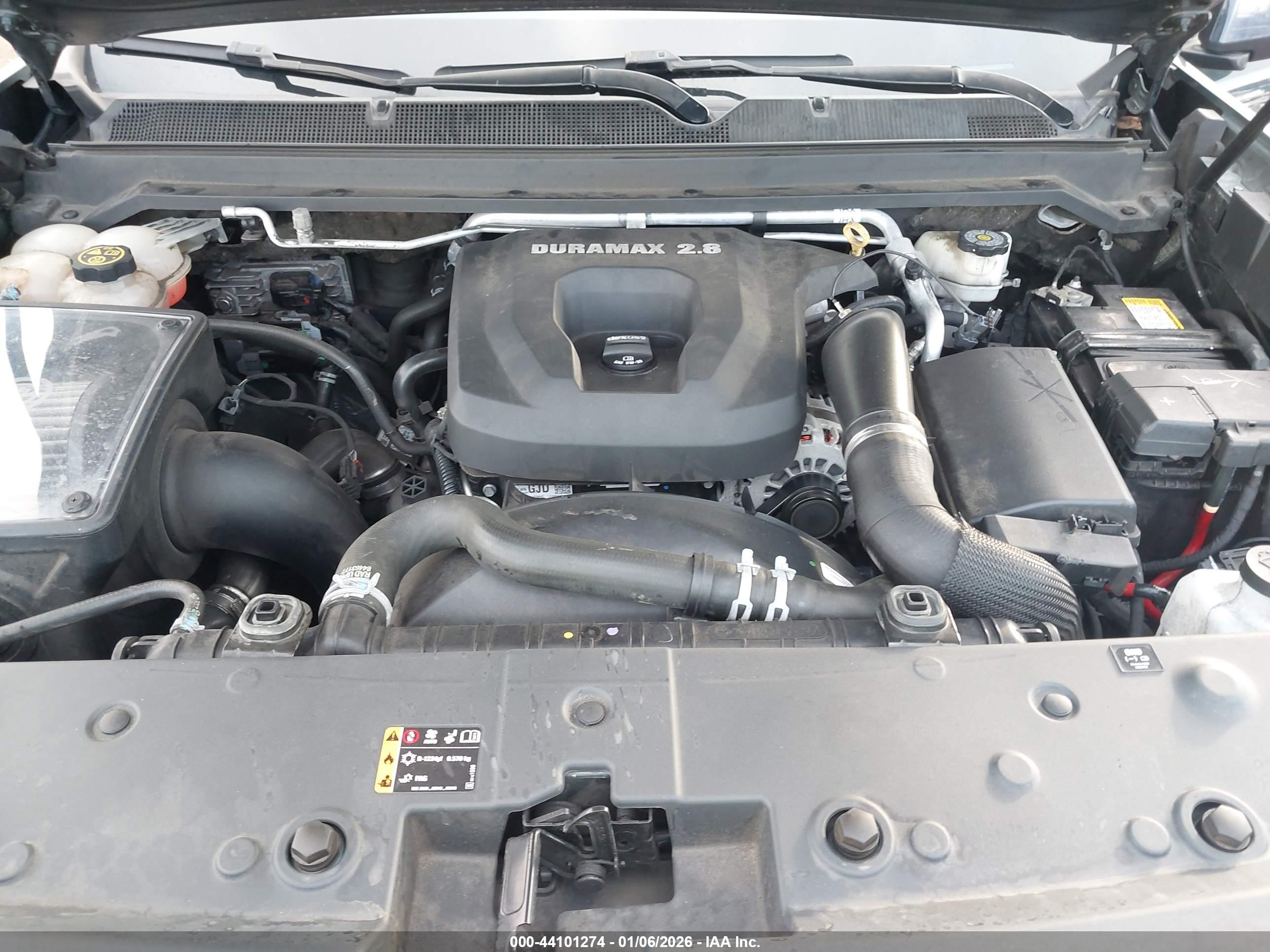GMC CANYON image 10