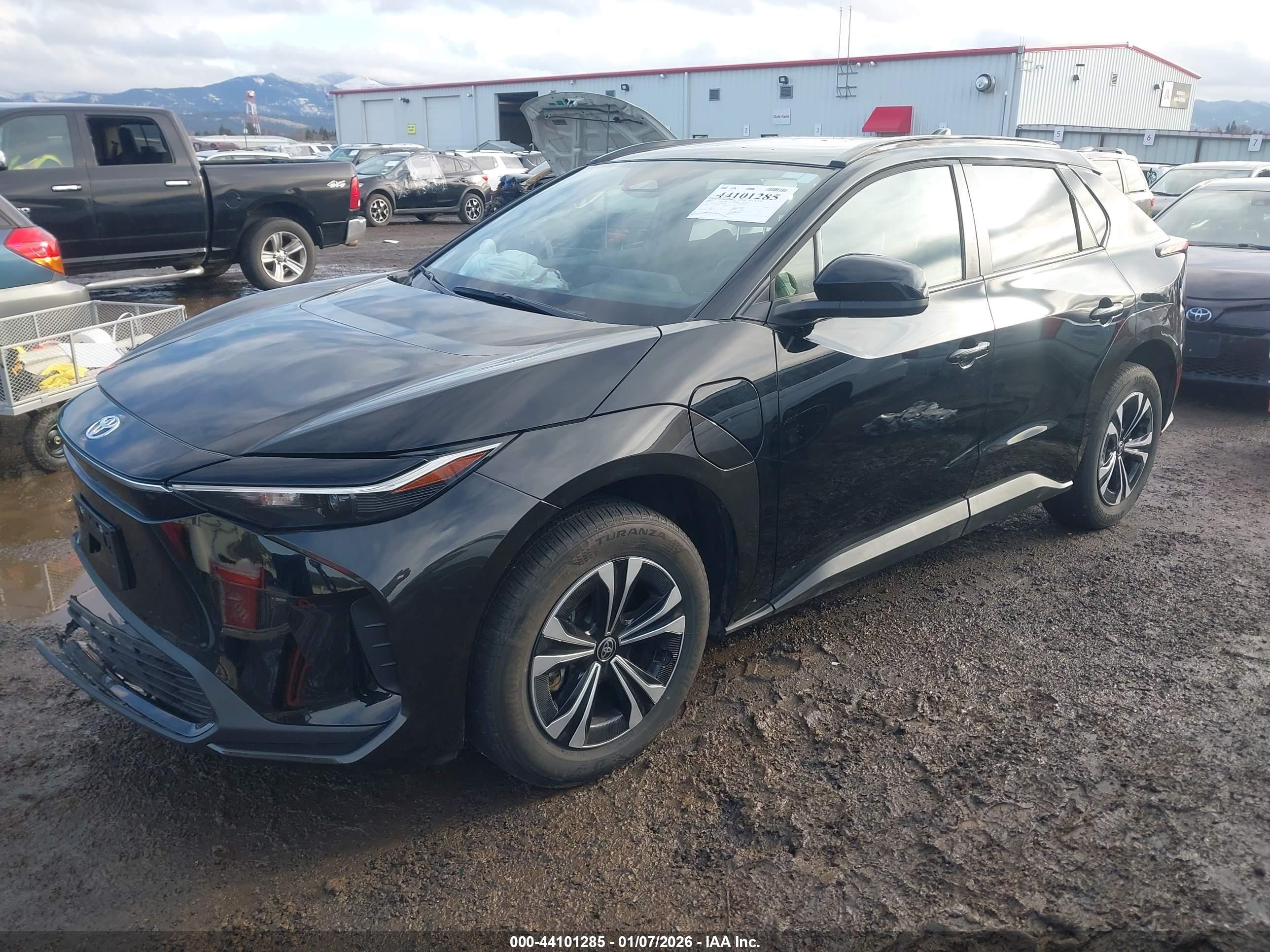 TOYOTA BZ4X image 2