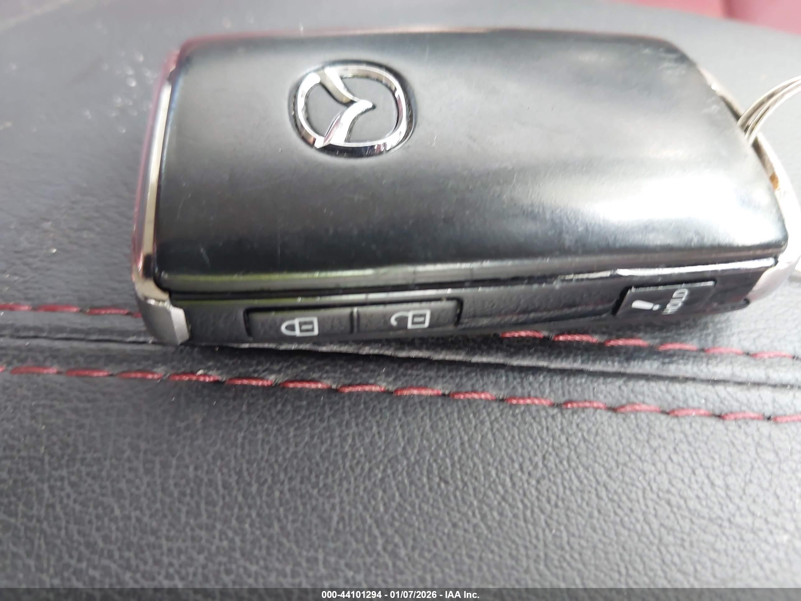 MAZDA CX-30 image 11