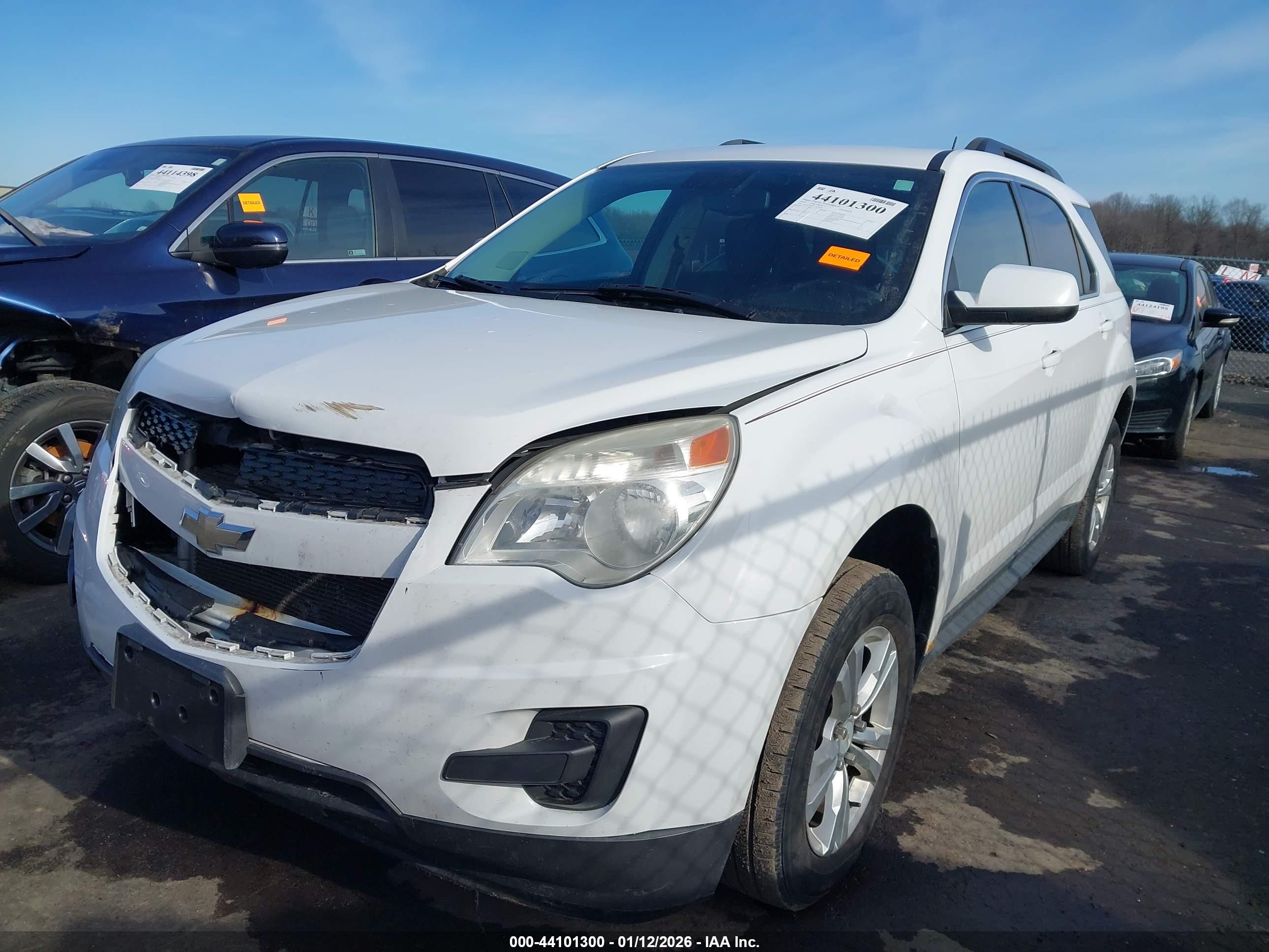 CHEVROLET EQUINOX image 2