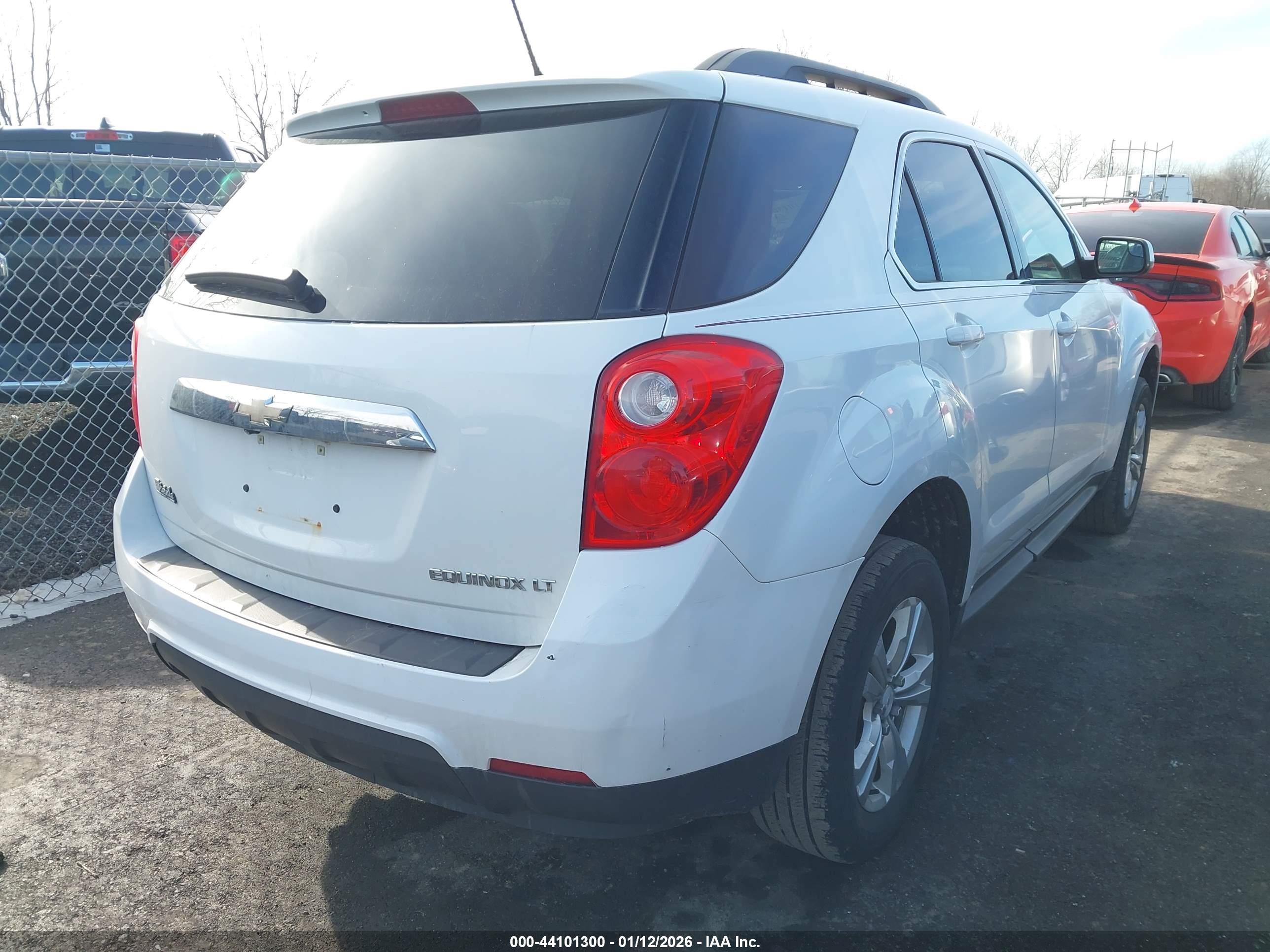 CHEVROLET EQUINOX image 4