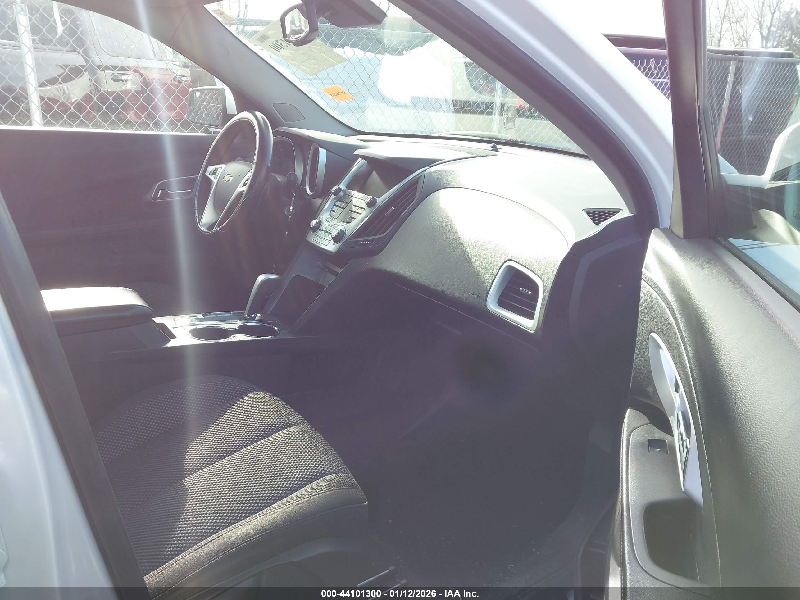 CHEVROLET EQUINOX image 5