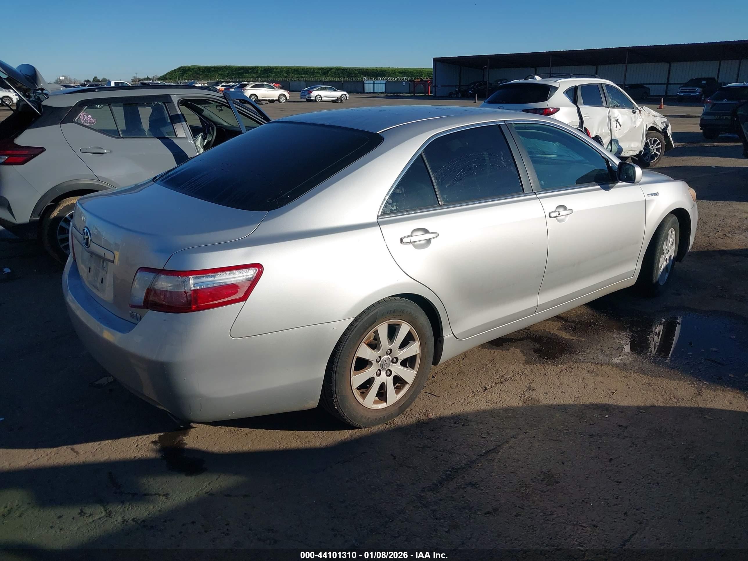 TOYOTA CAMRY image 4