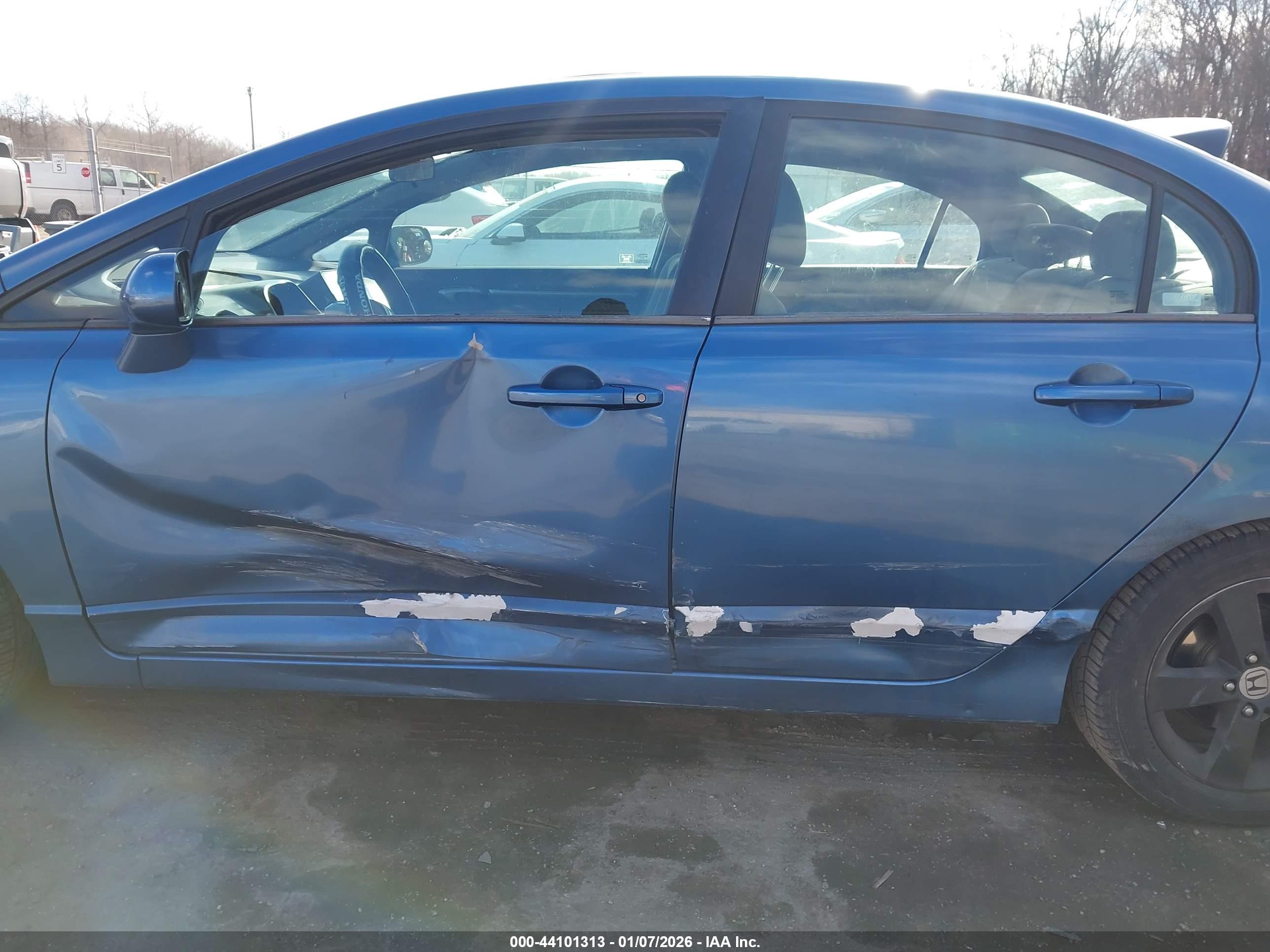 HONDA CIVIC image 6