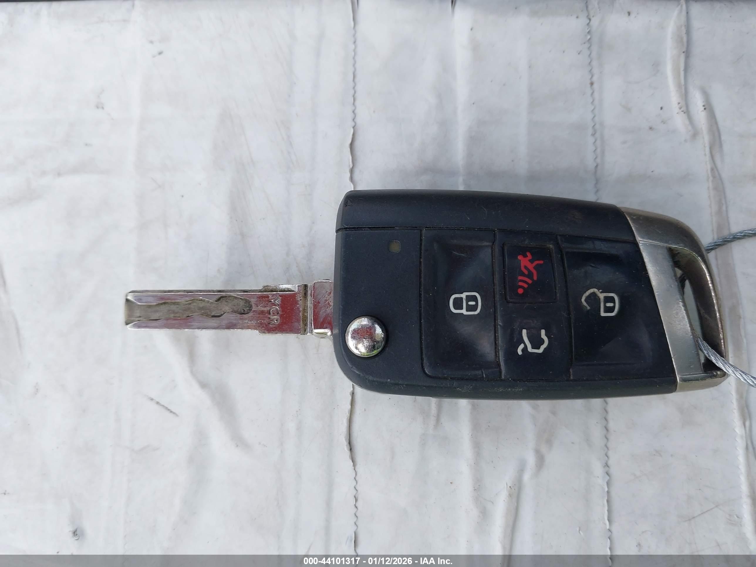 VOLKSWAGEN GOLF image 11