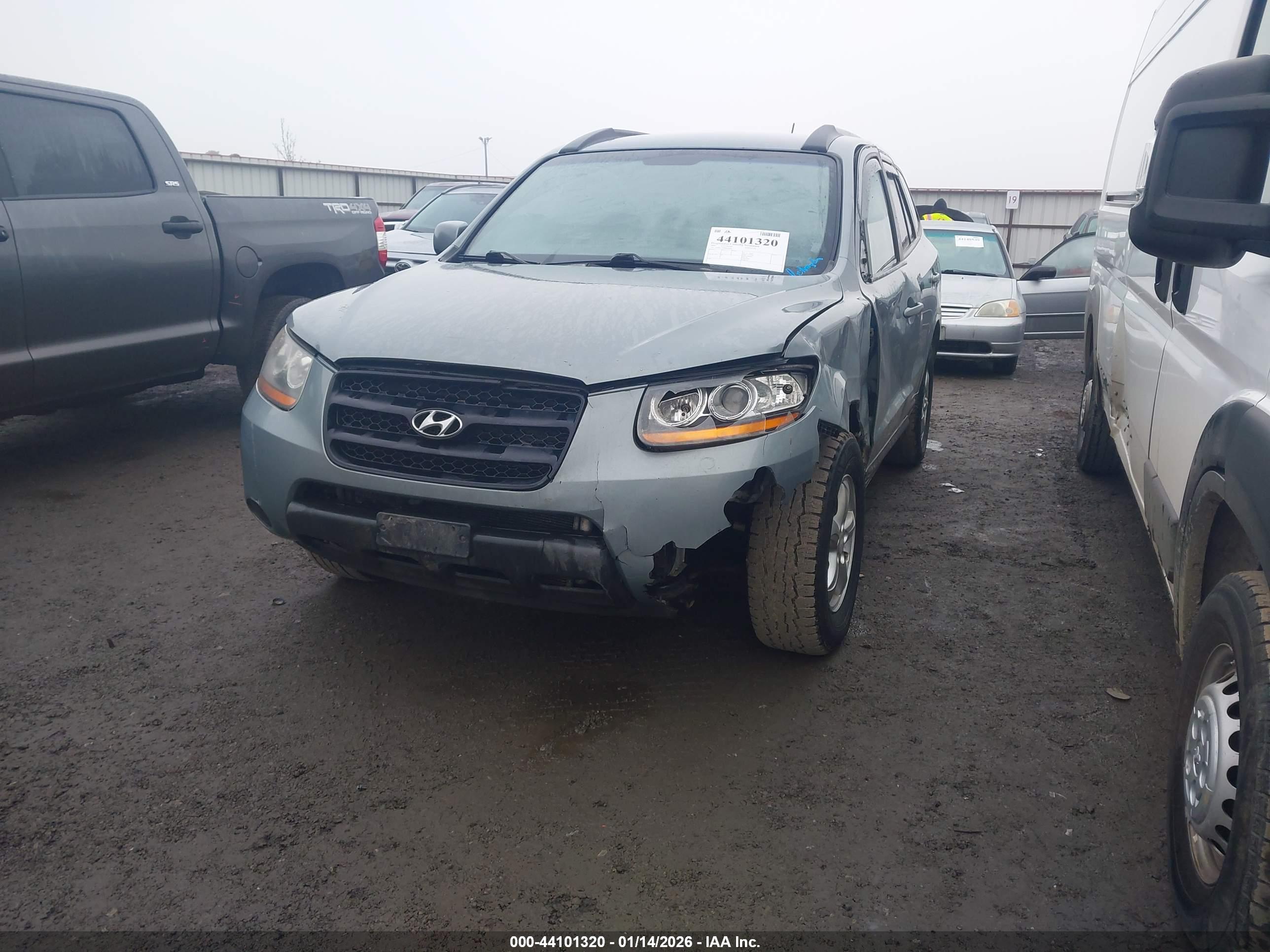 HYUNDAI SANTA image 2