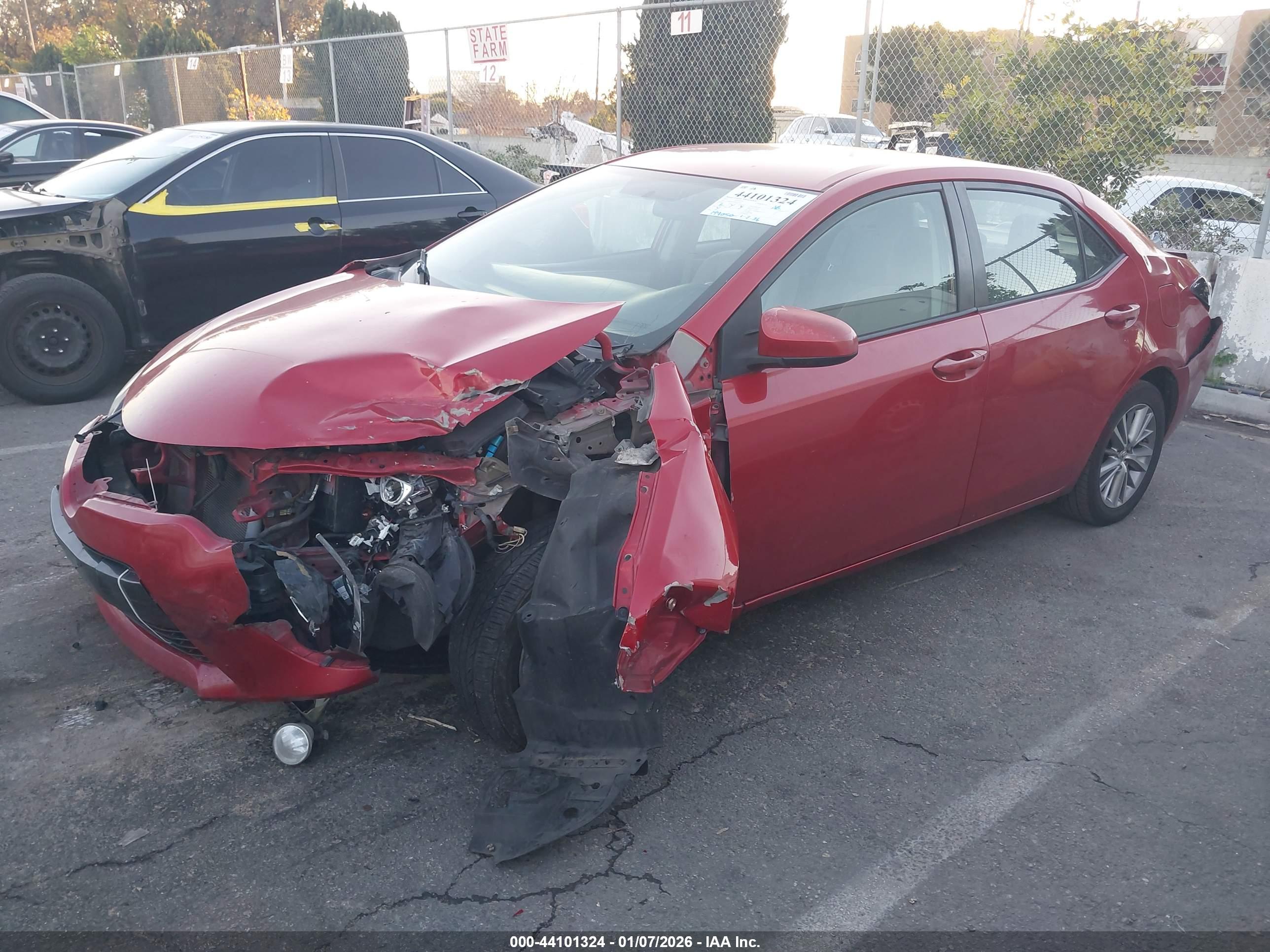 TOYOTA COROLLA image 2