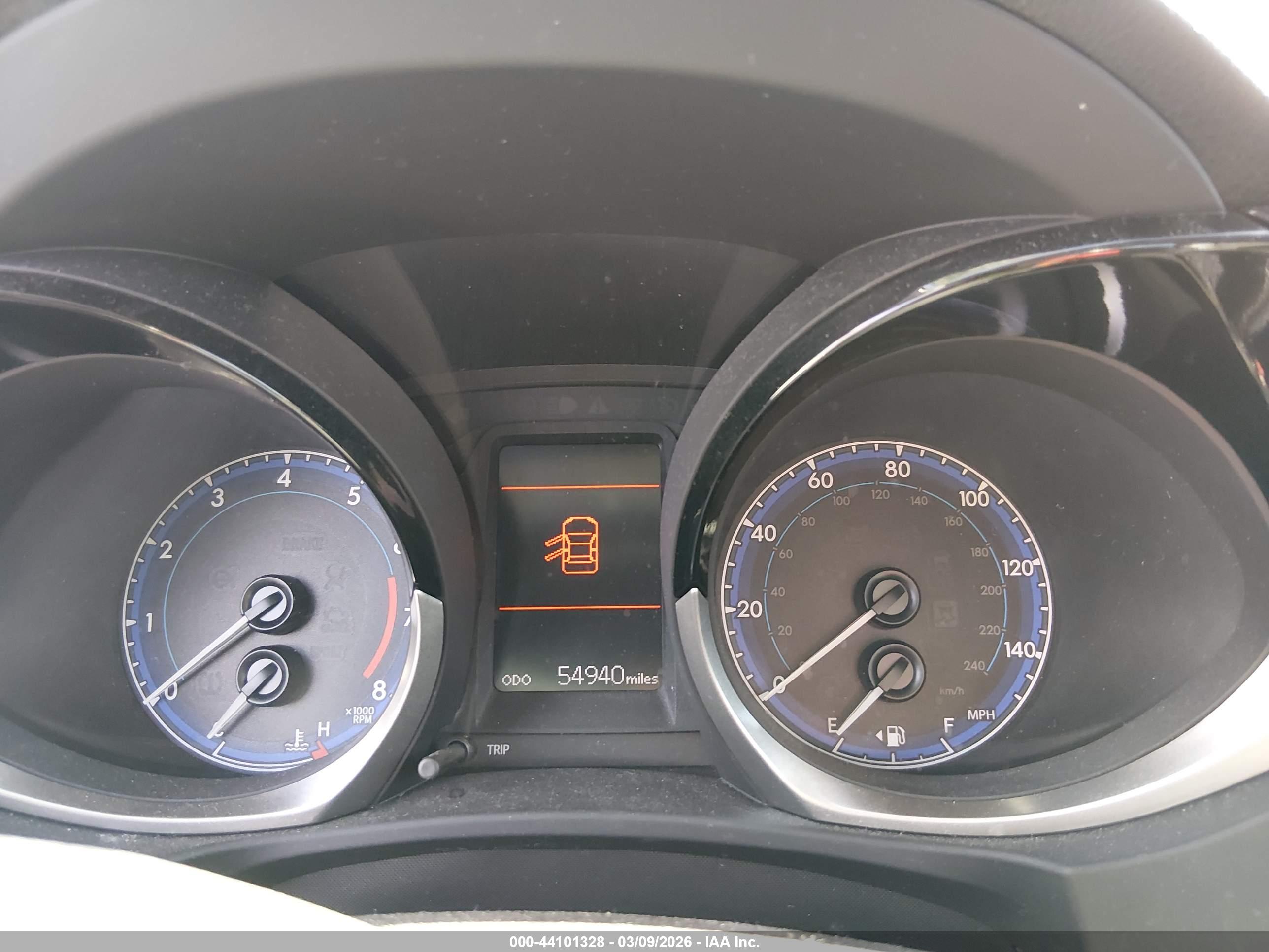 TOYOTA COROLLA image 7