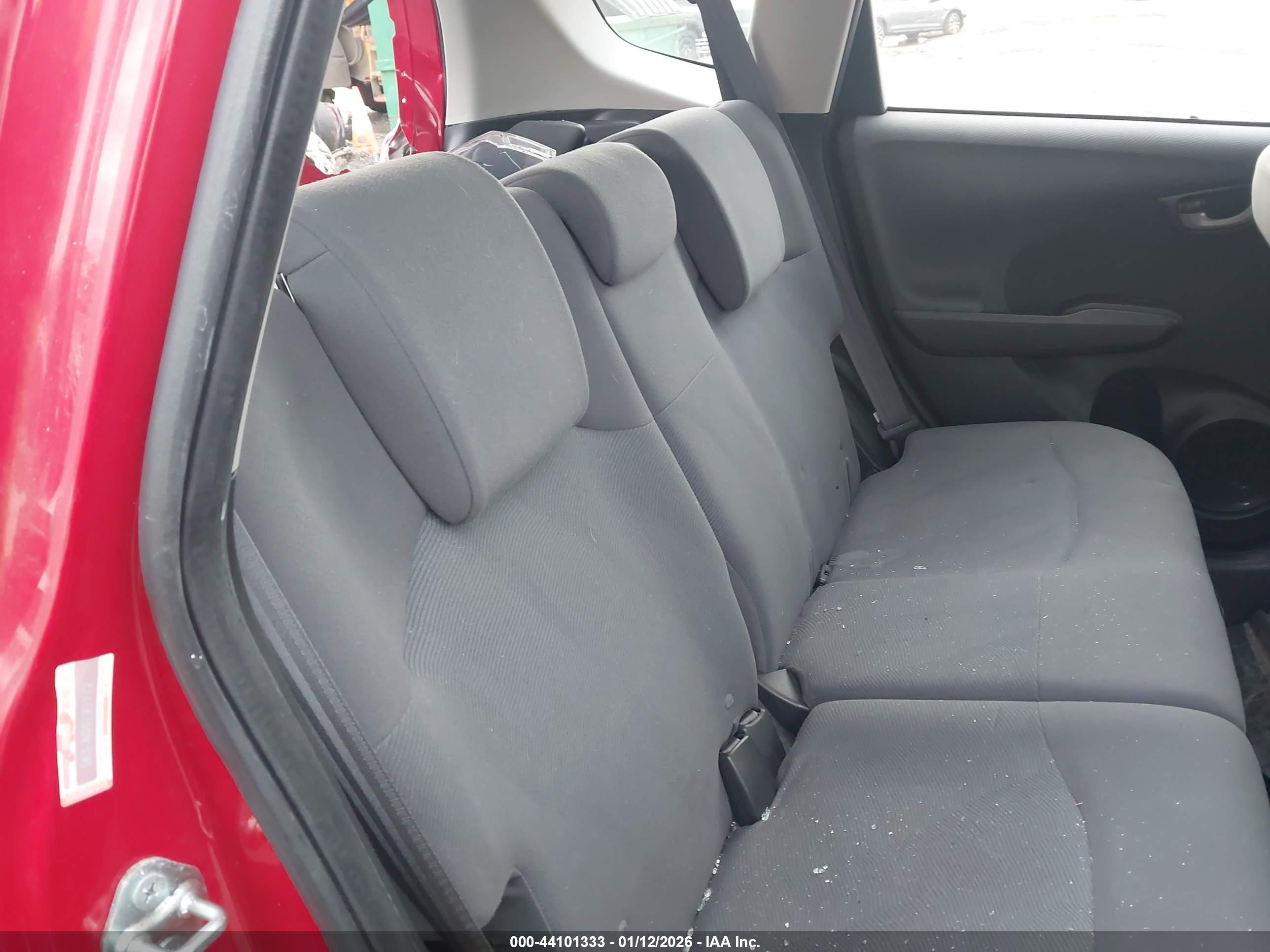 HONDA FIT image 8