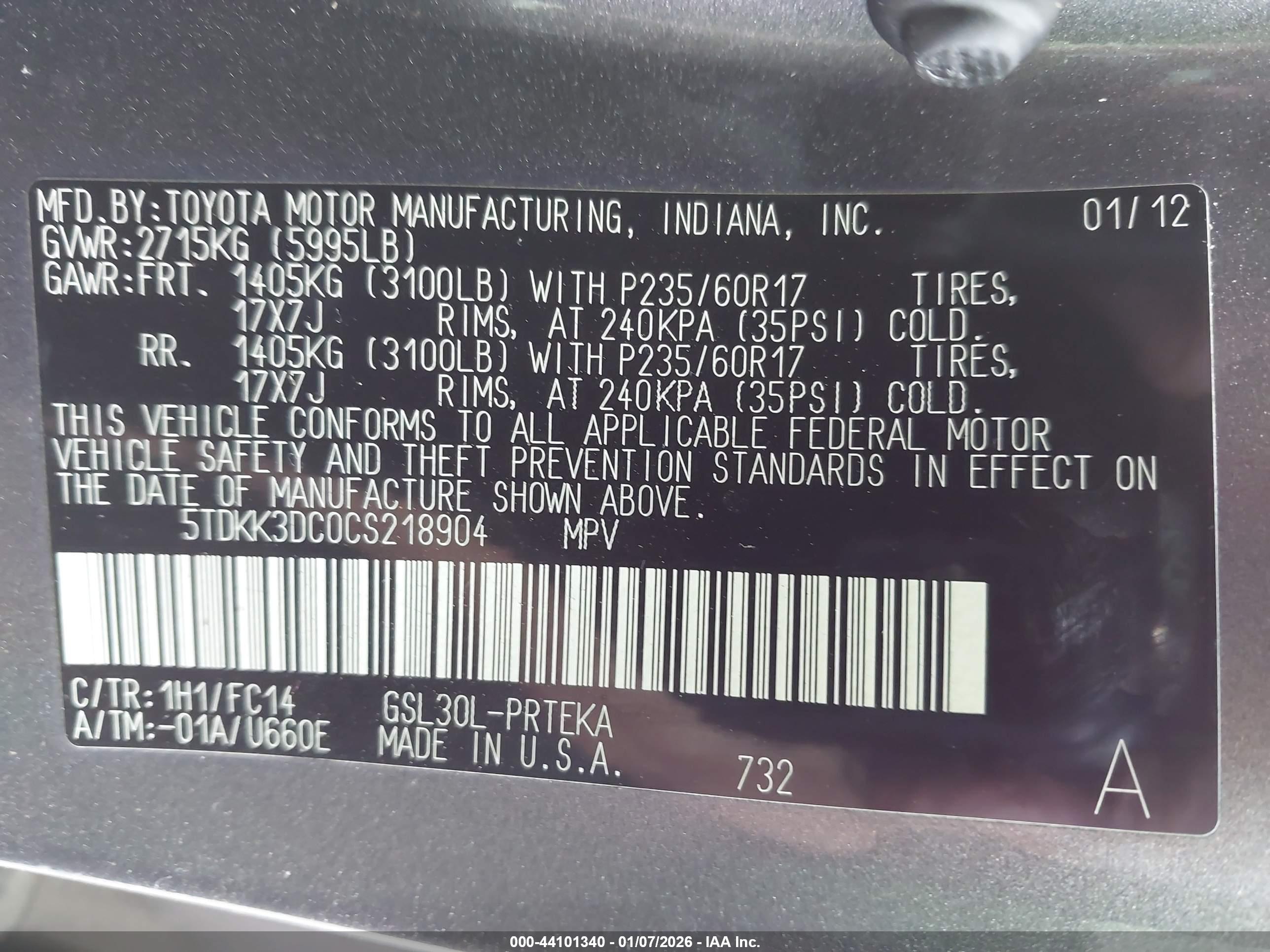 TOYOTA SIENNA image 9