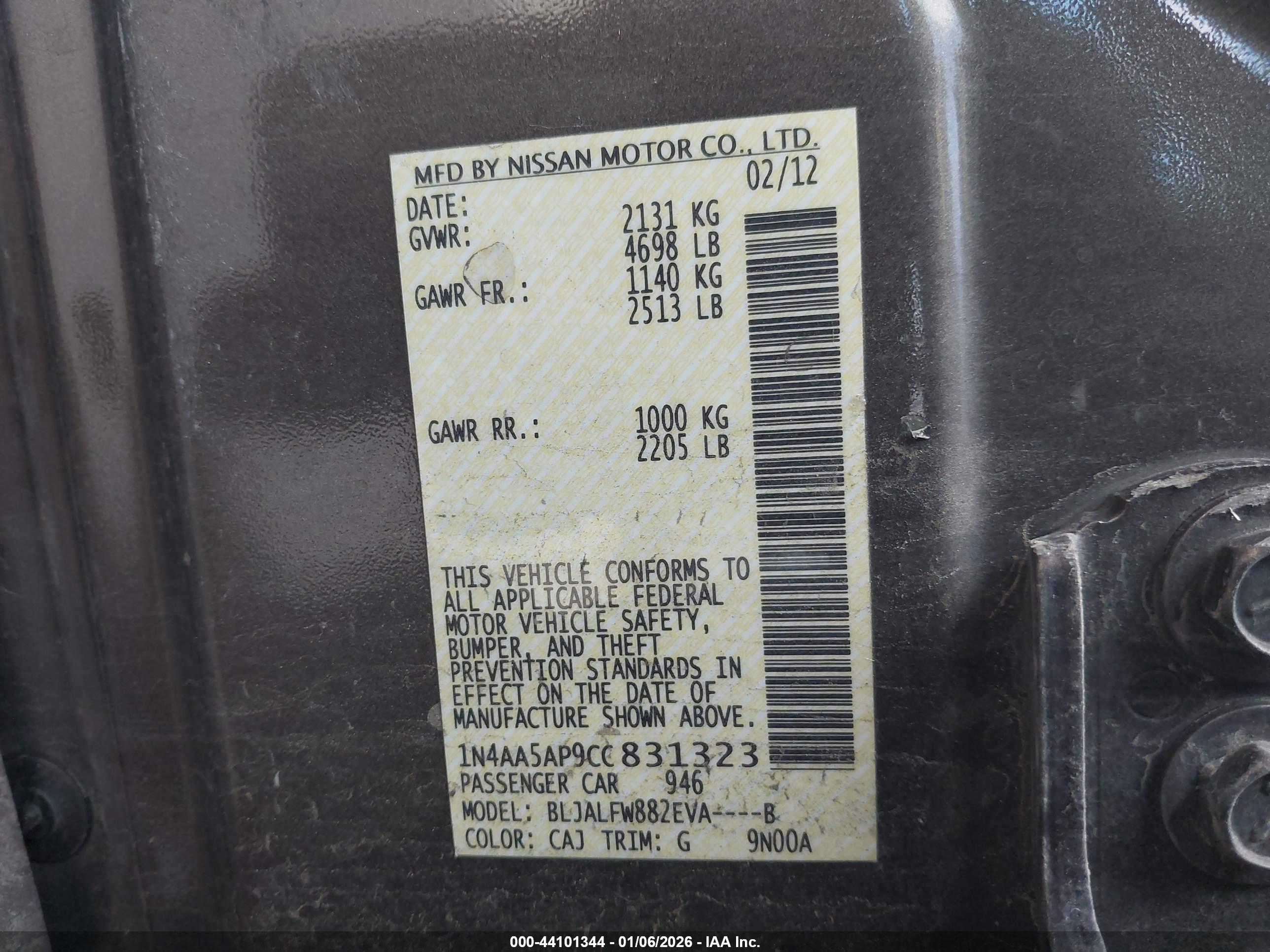 NISSAN MAXIMA image 9