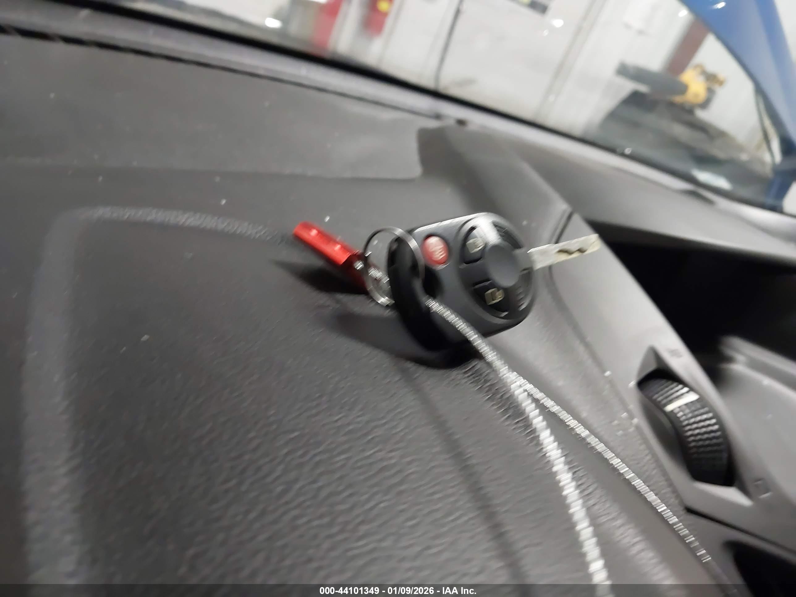 FORD ESCAPE image 11