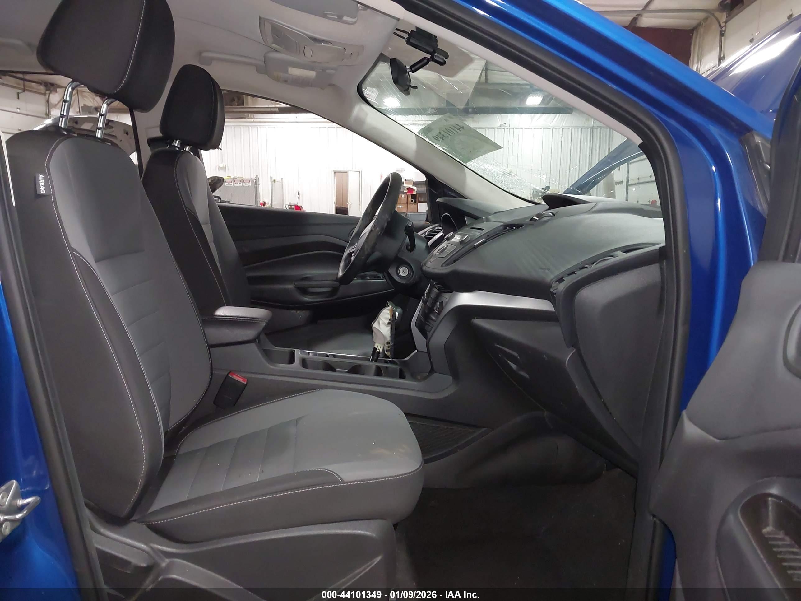 FORD ESCAPE image 5