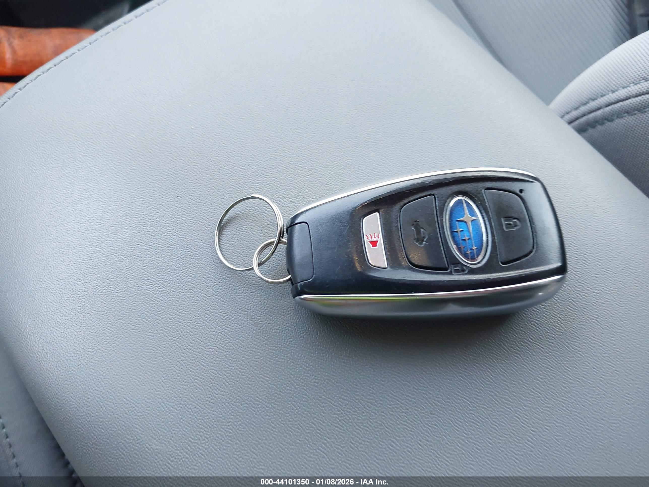 SUBARU LEGACY image 11