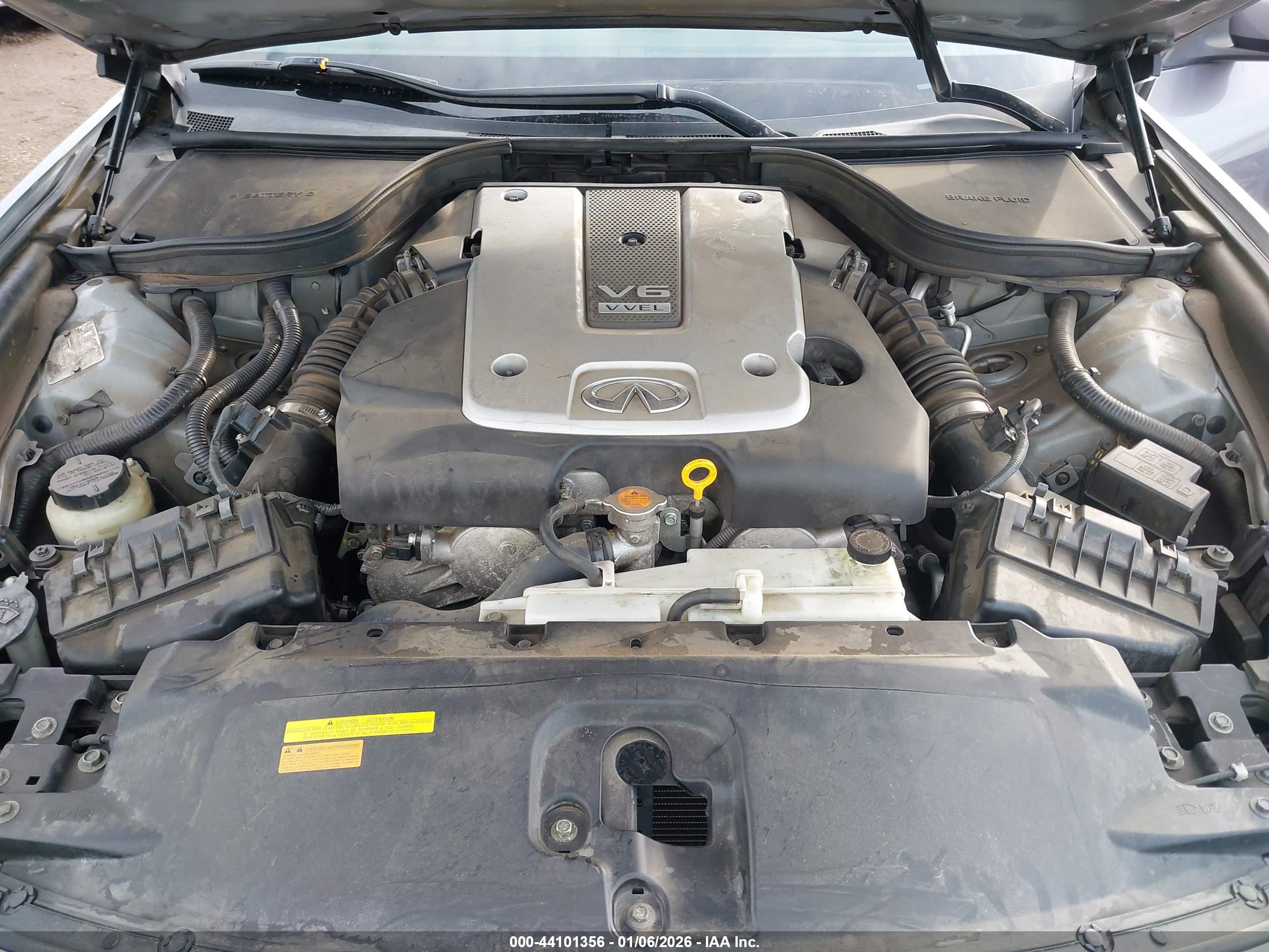 INFINITI G37 image 10