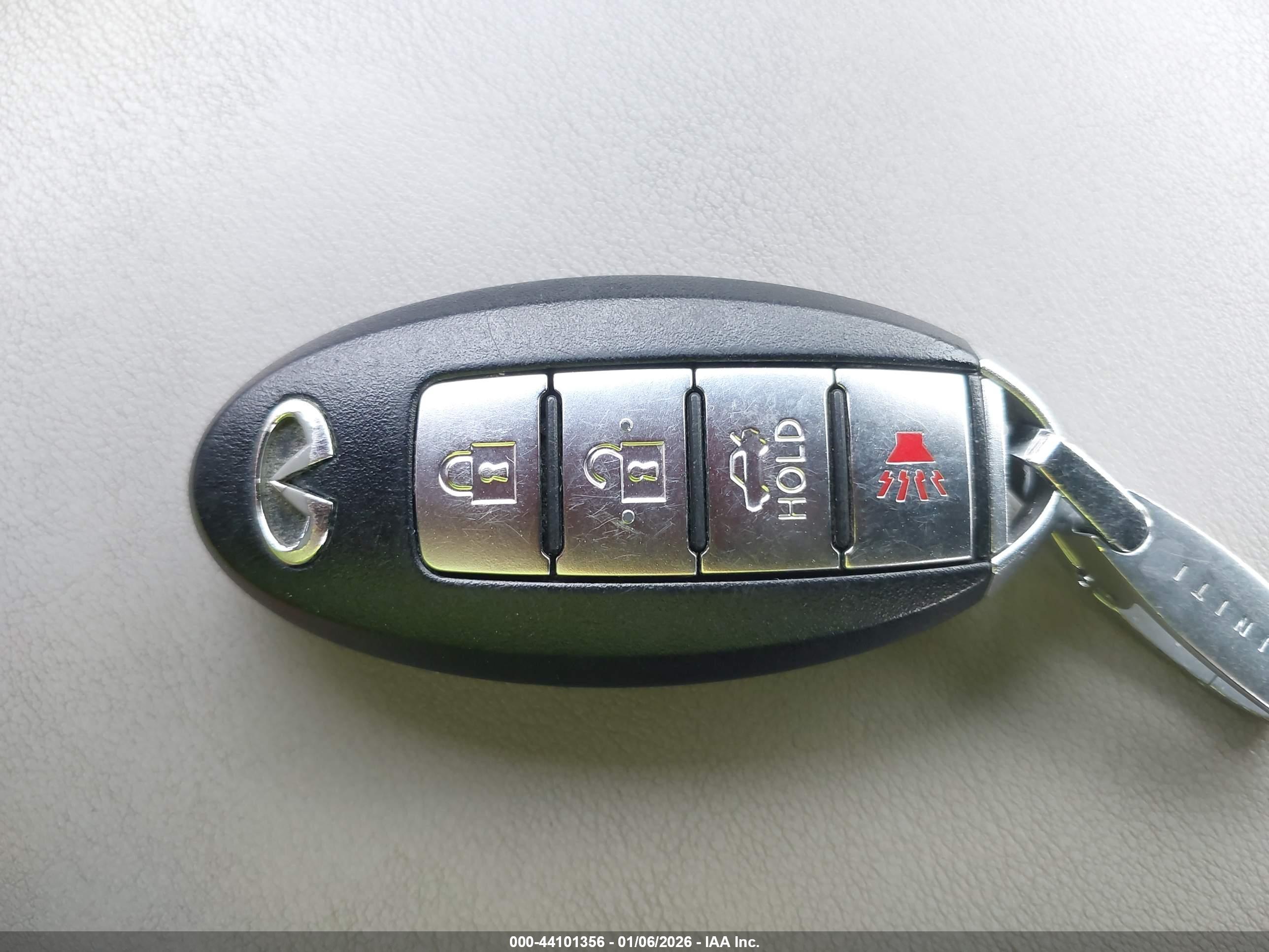 INFINITI G37 image 11