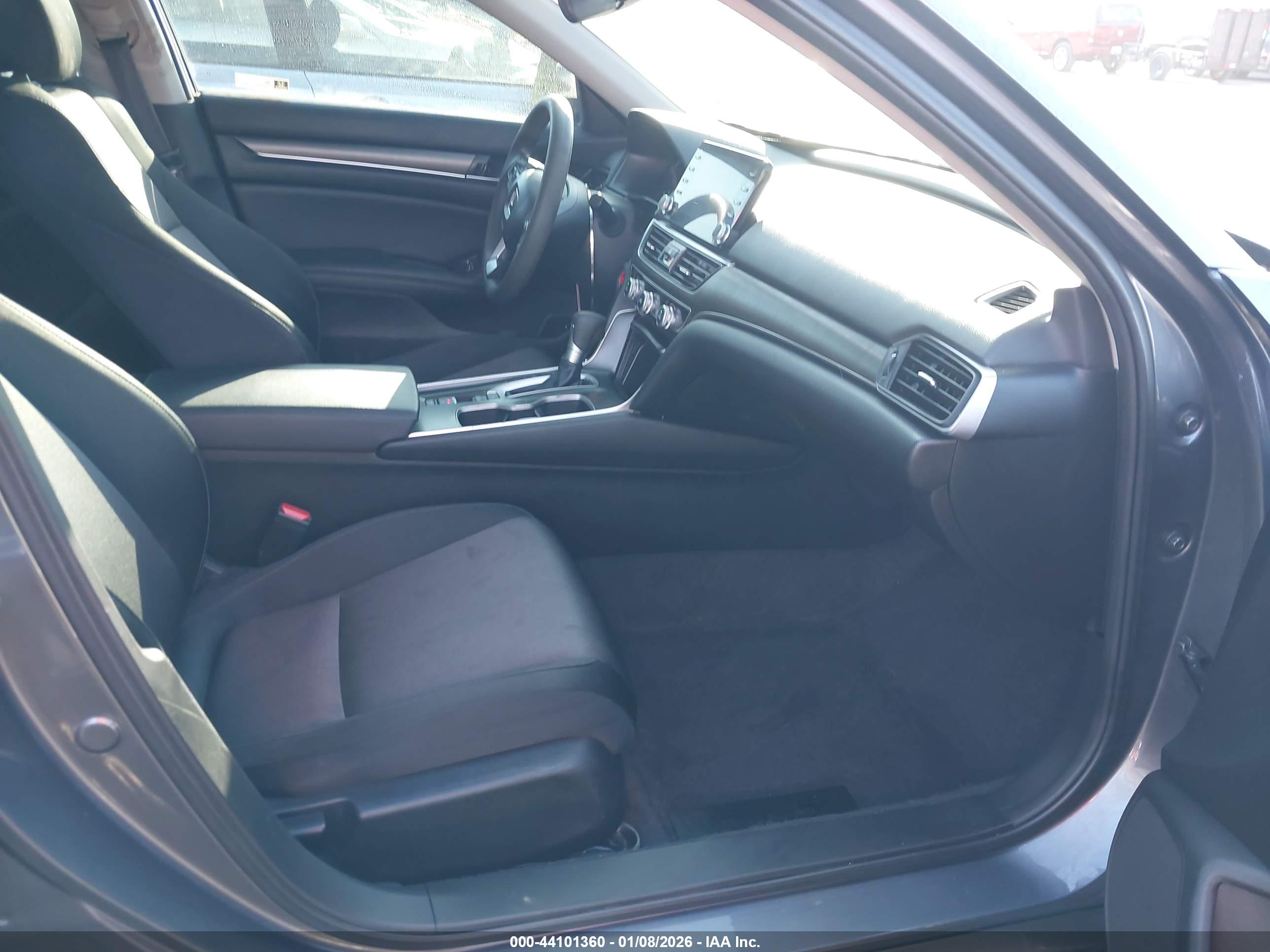 HONDA ACCORD image 5