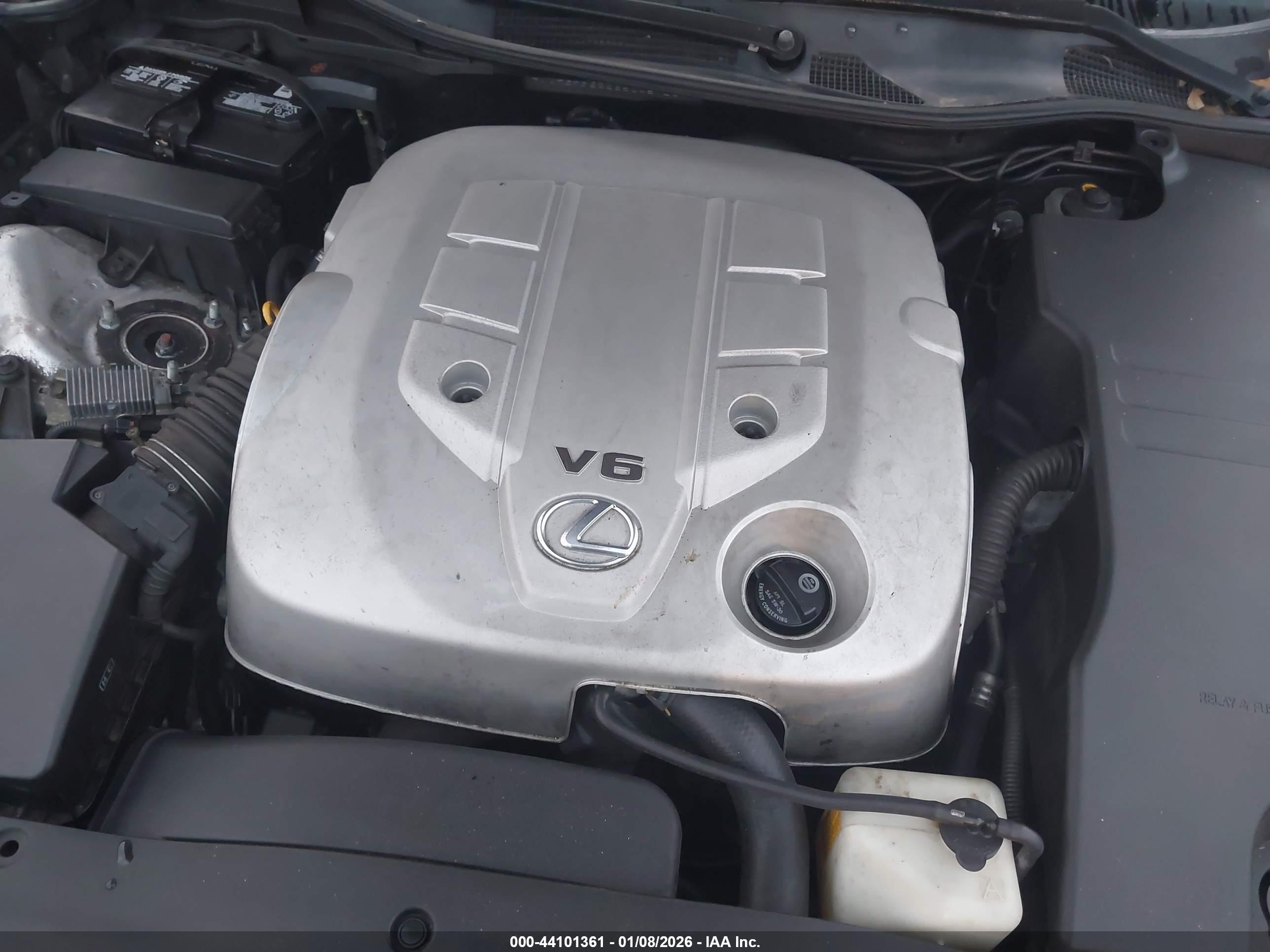 LEXUS GS image 10