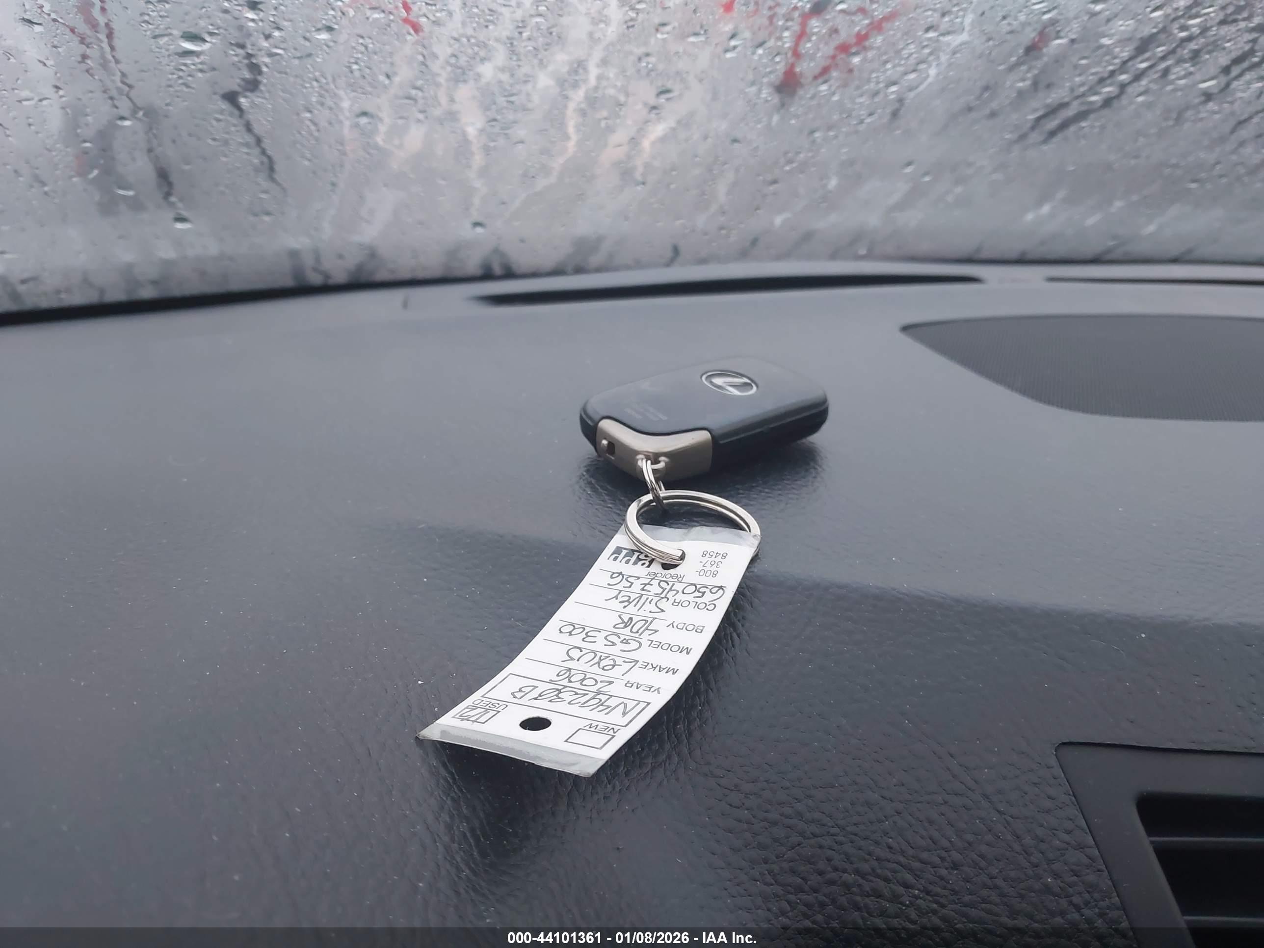 LEXUS GS image 11