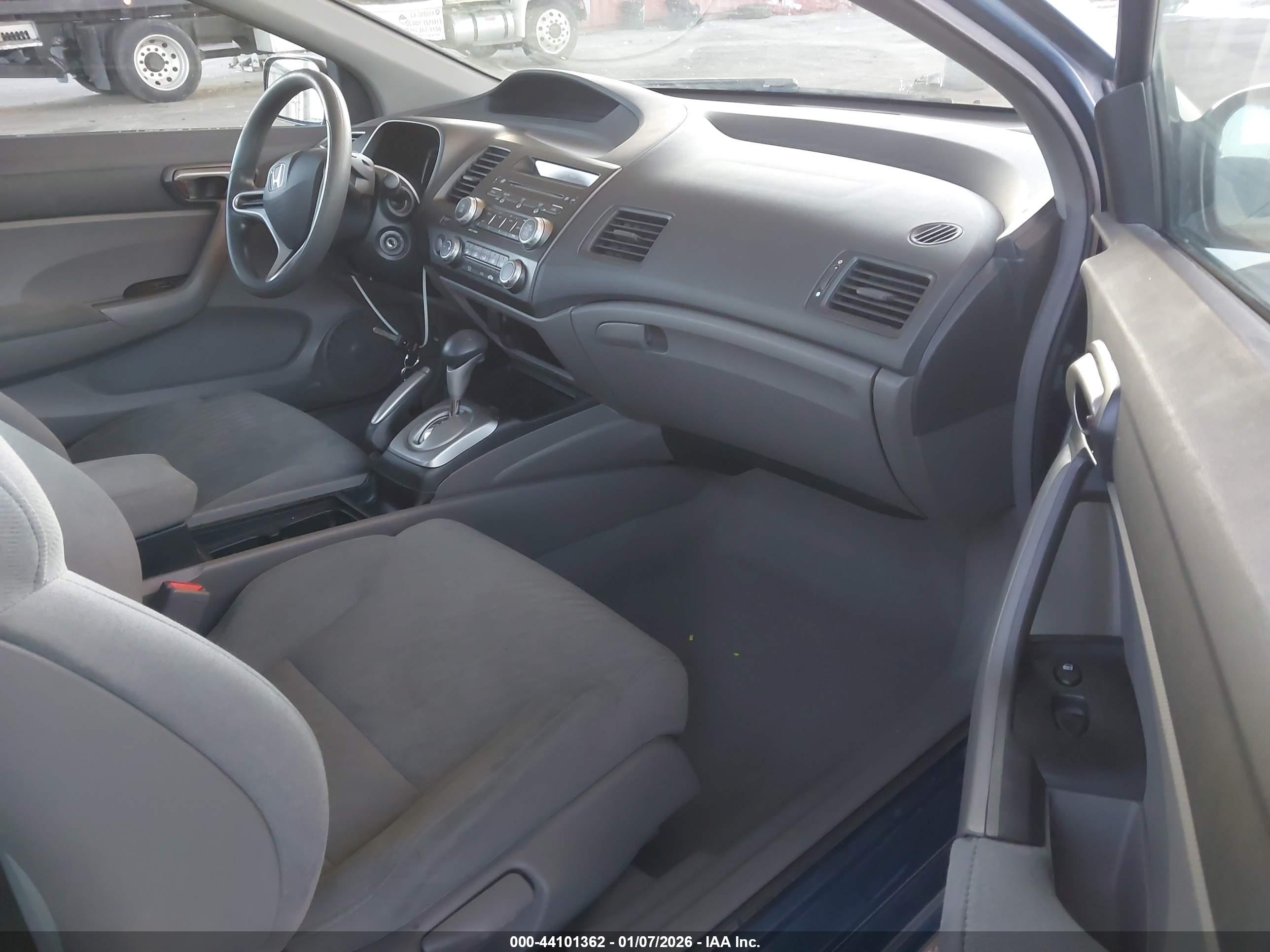 HONDA CIVIC image 5