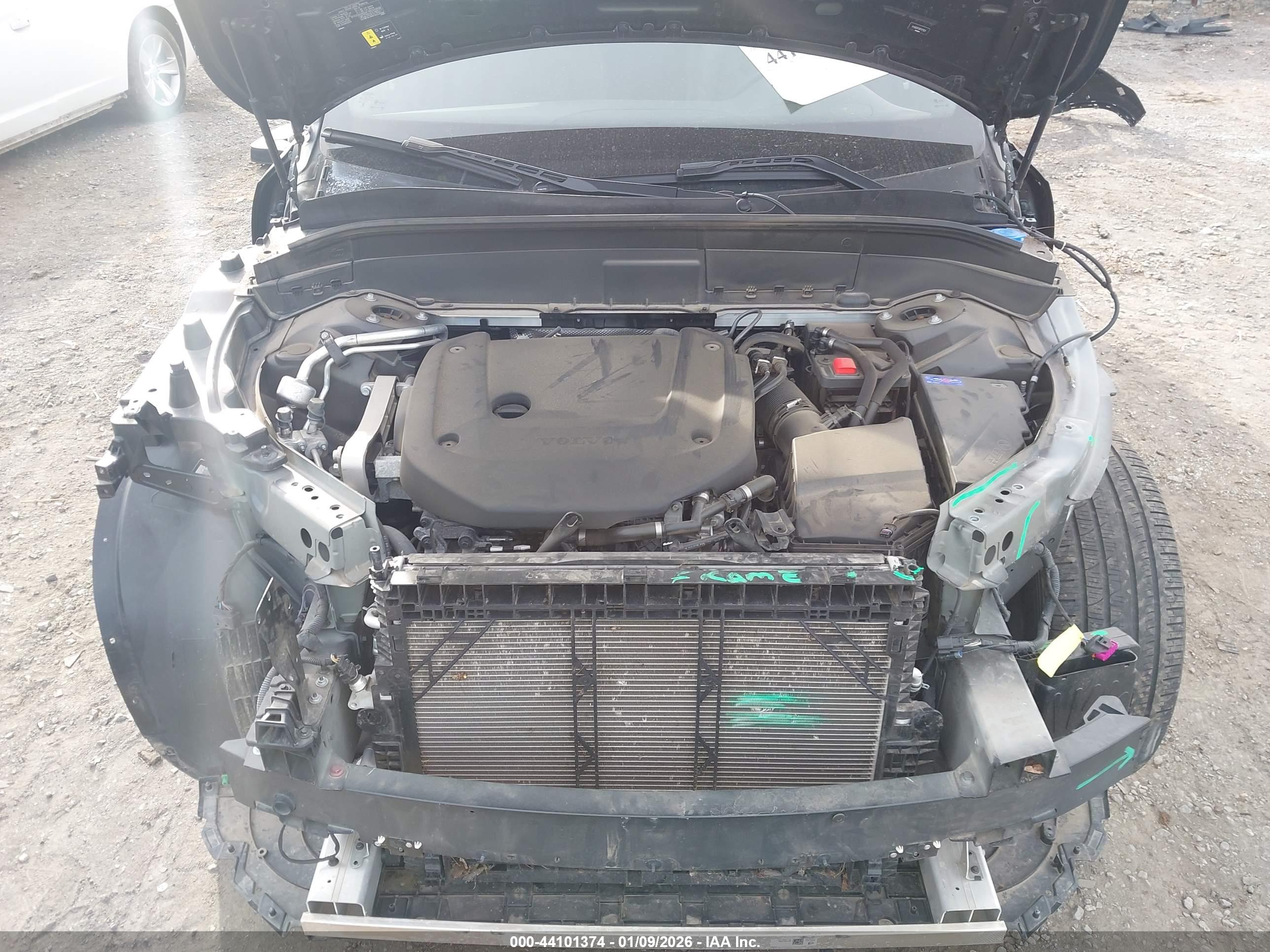 VOLVO XC90 image 10