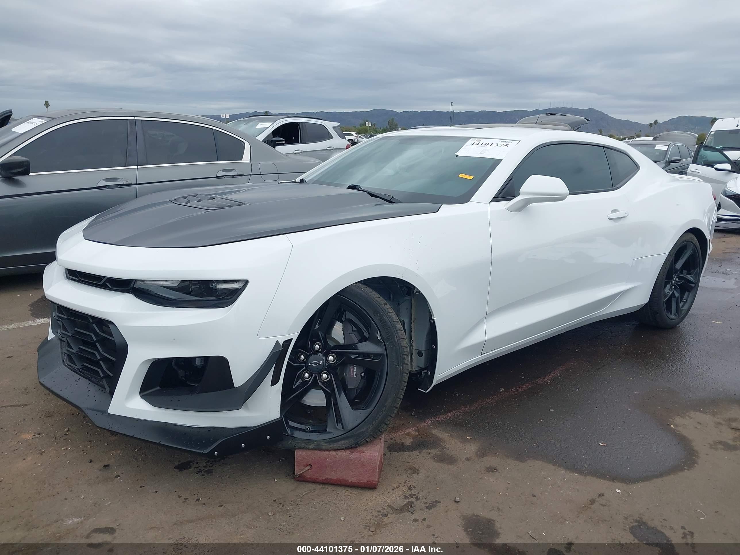 CHEVROLET CAMARO image 2