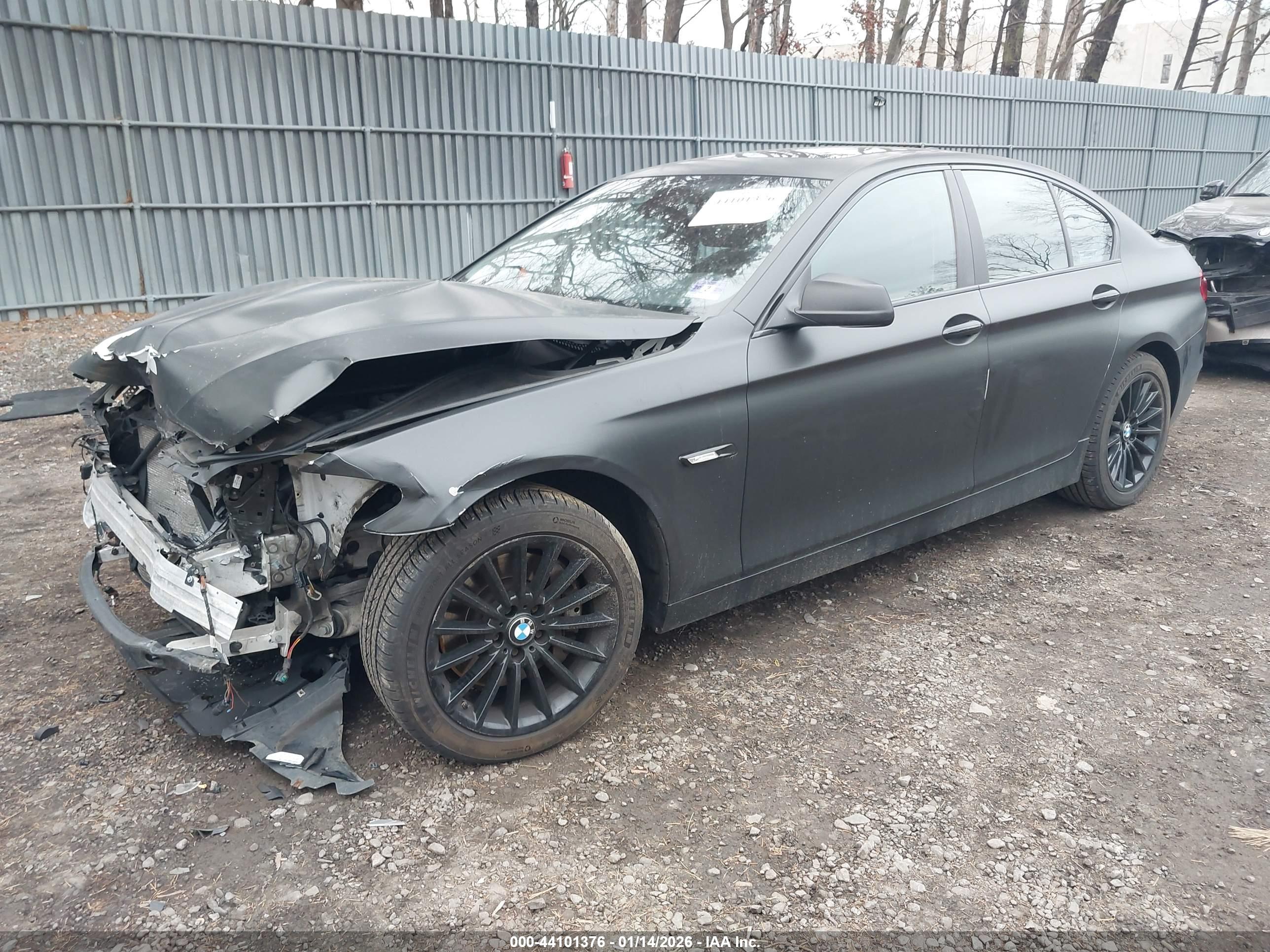 BMW 535I image 2