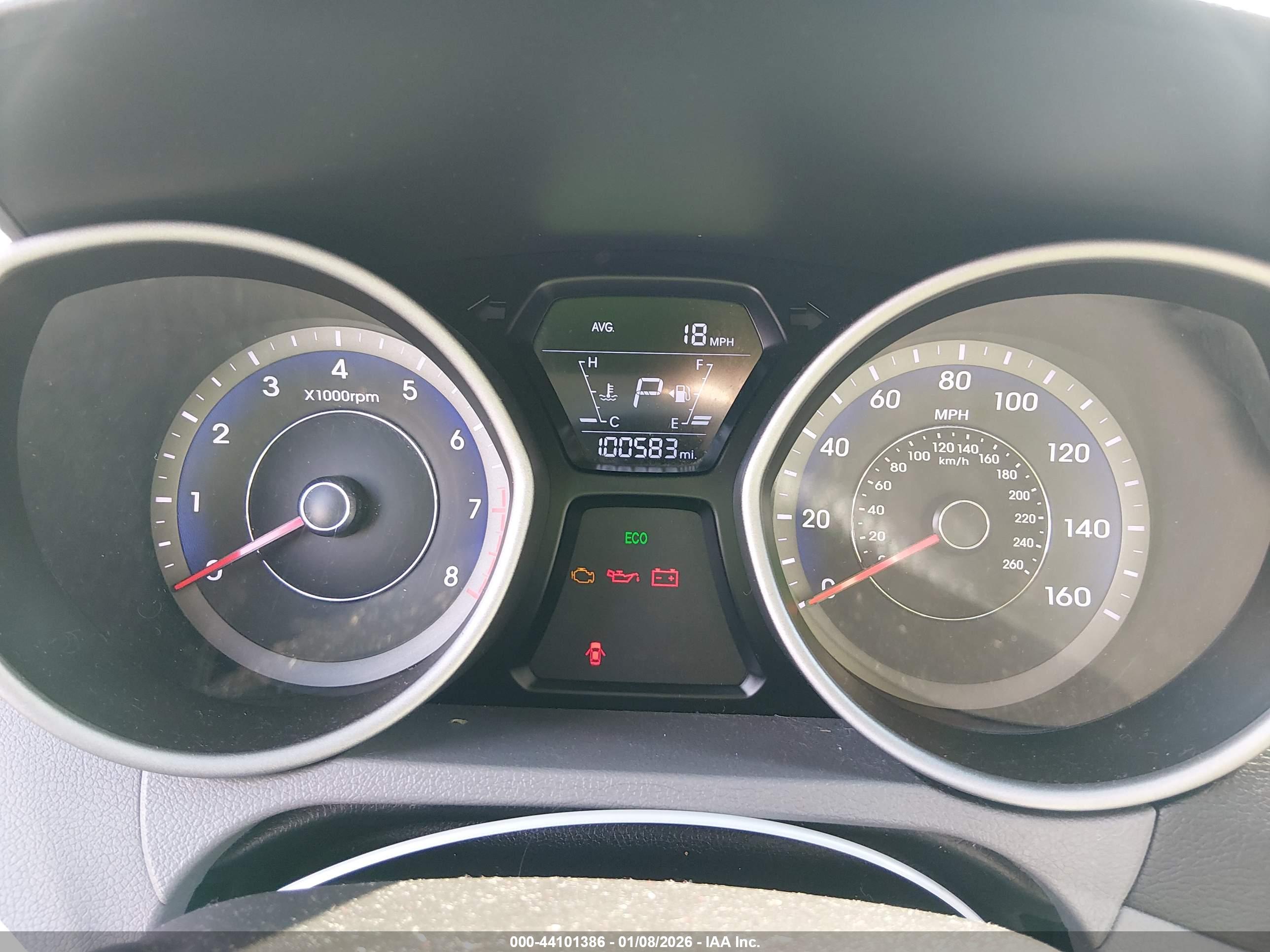 HYUNDAI ELANTRA image 7