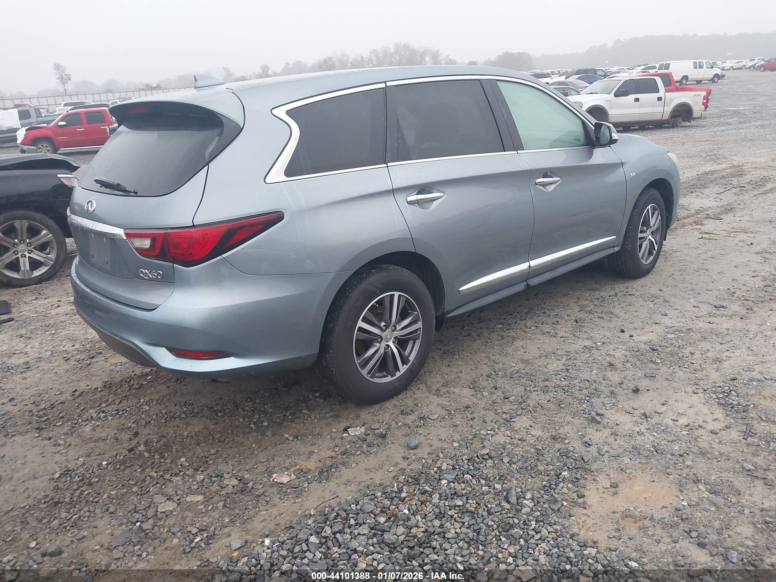 INFINITI QX60 image 4