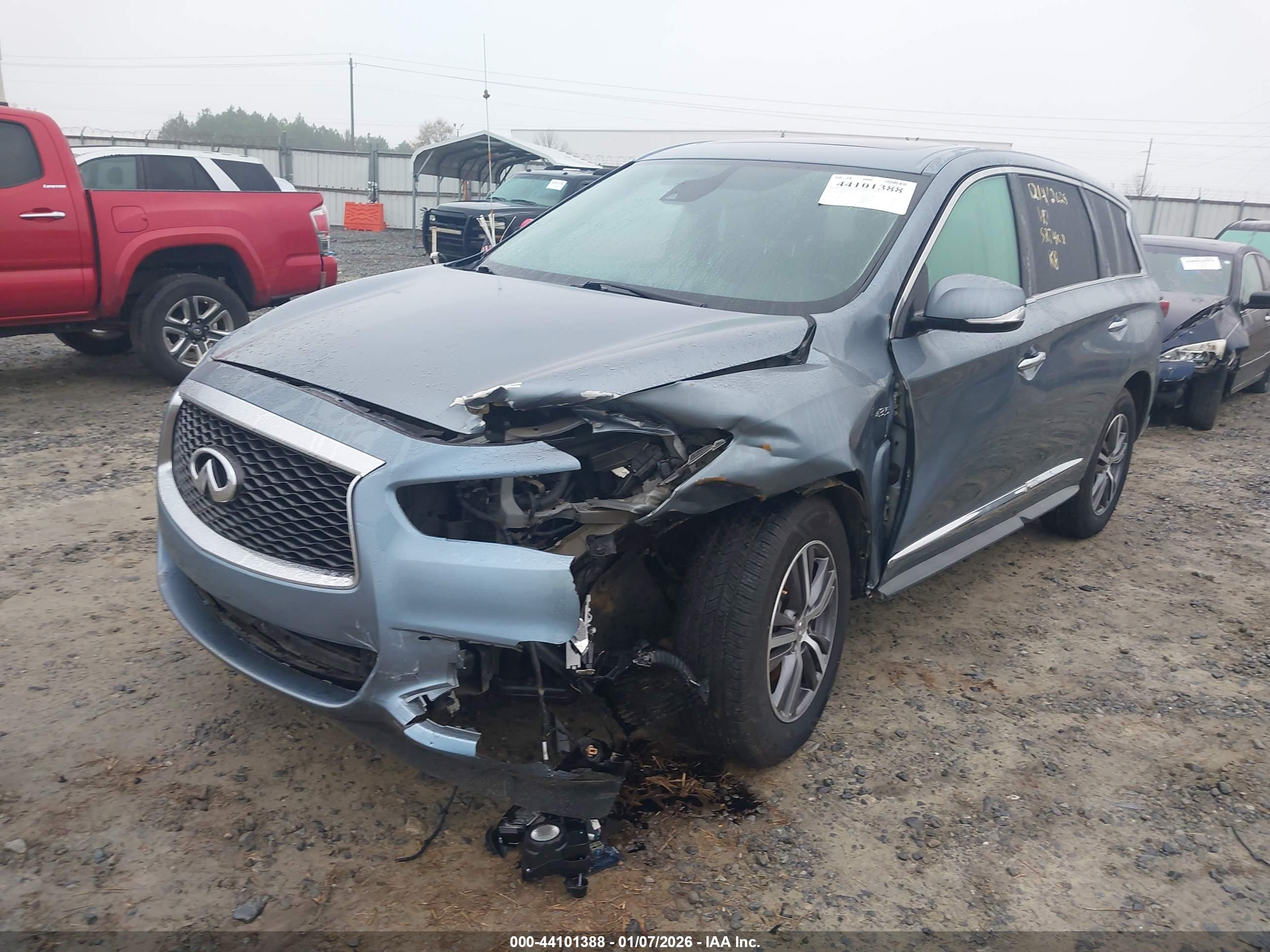 INFINITI QX60 image 6