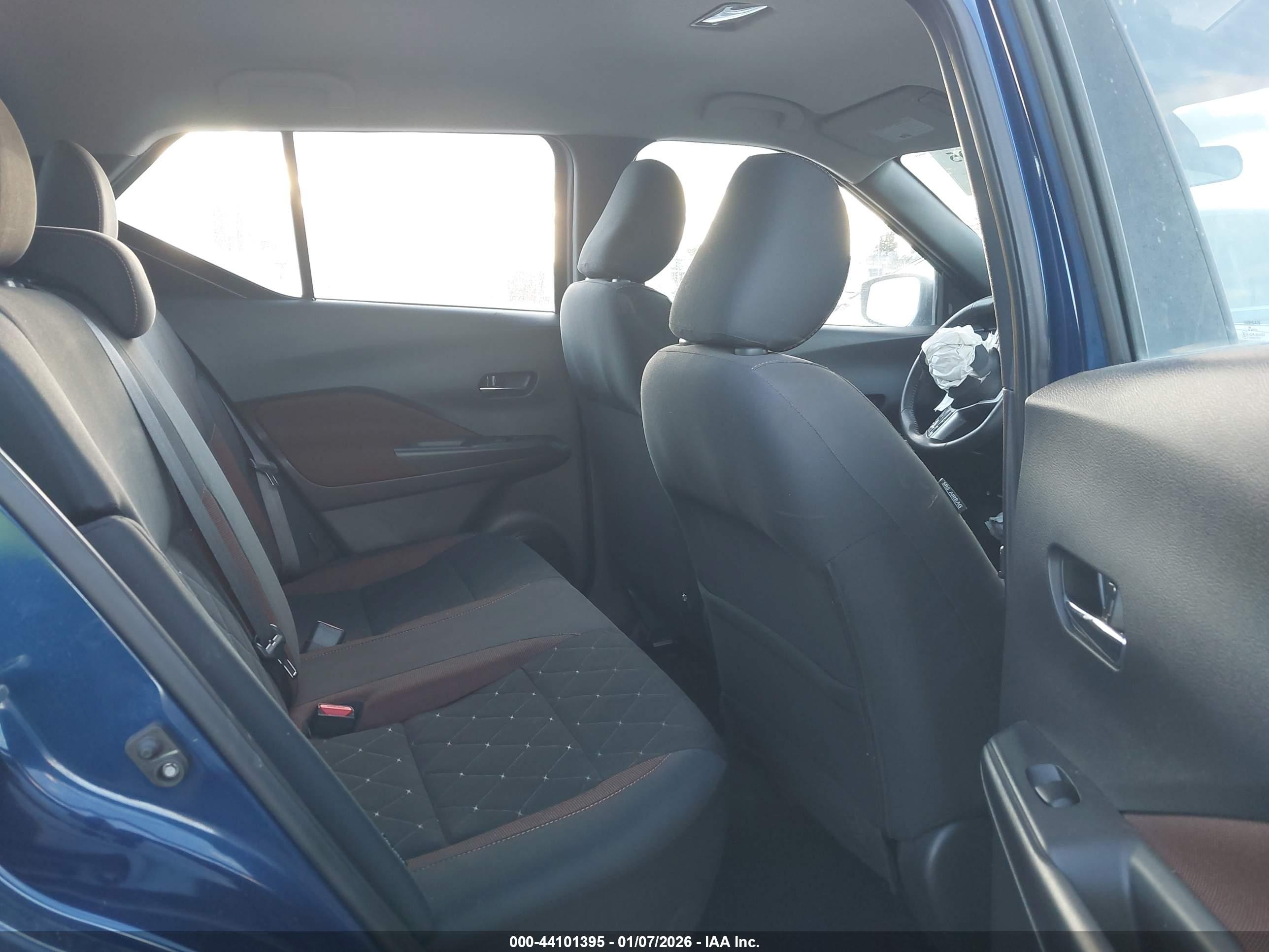 NISSAN KICKS image 8