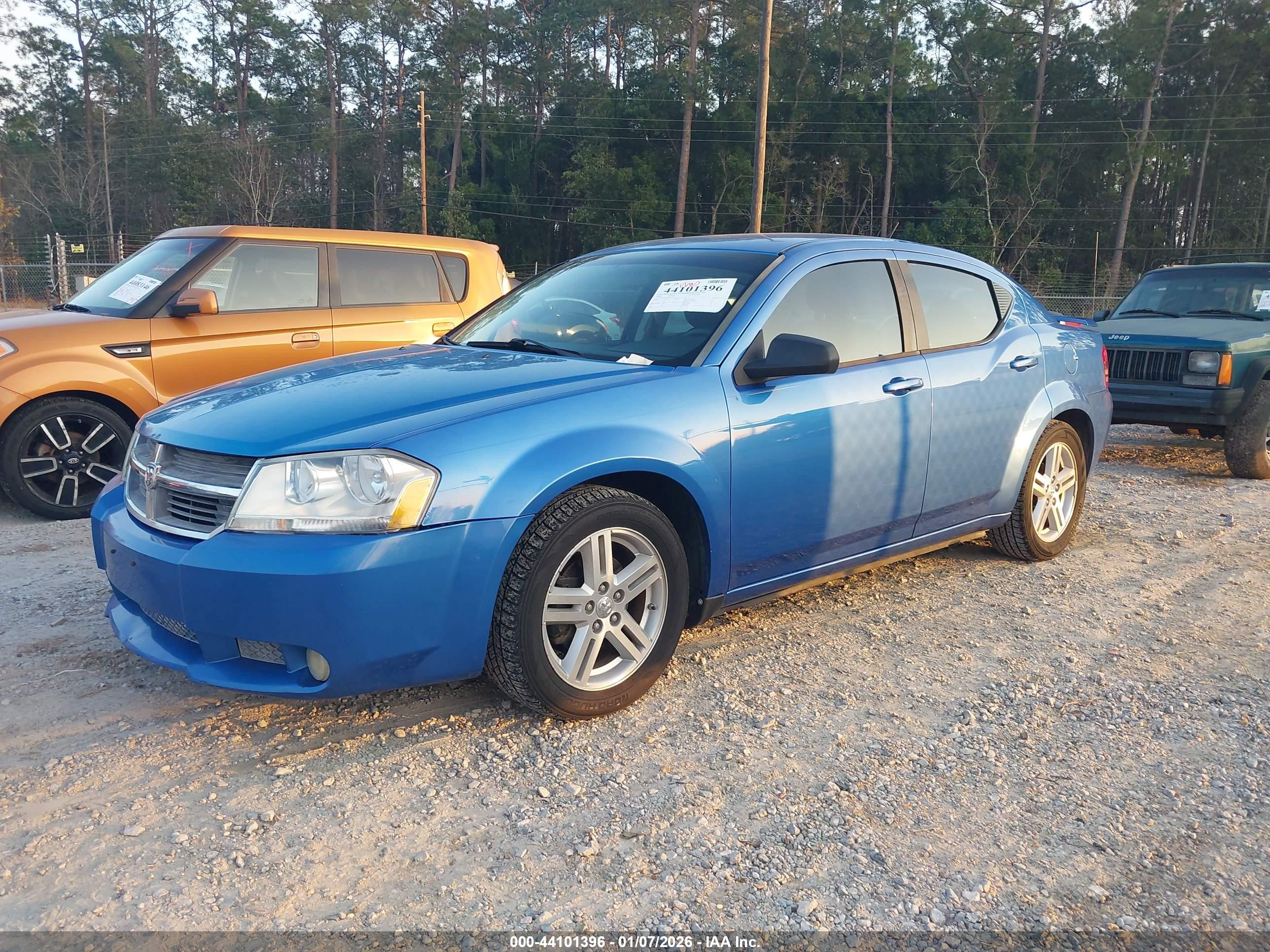 DODGE AVENGER image 2