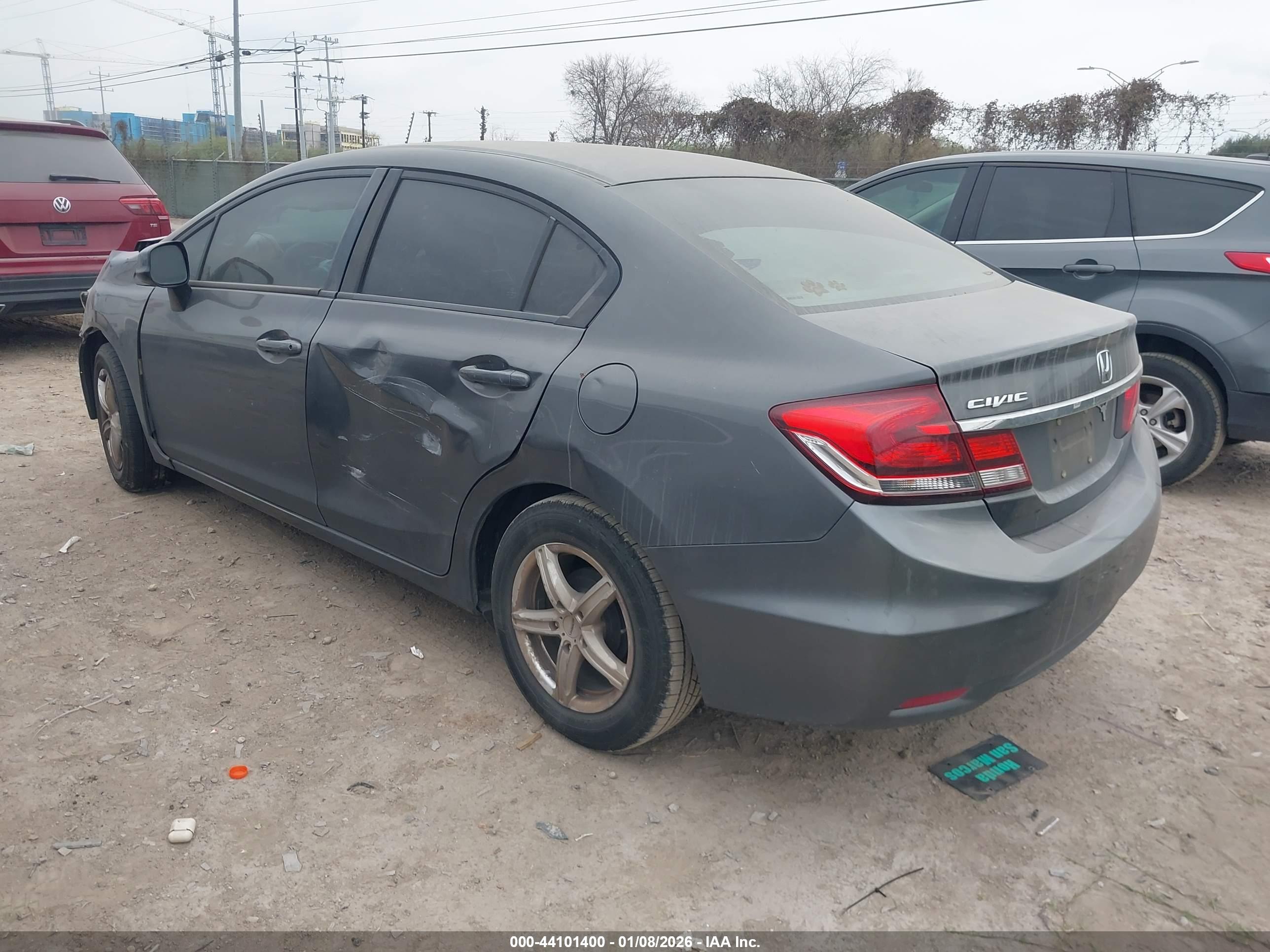 HONDA CIVIC image 3