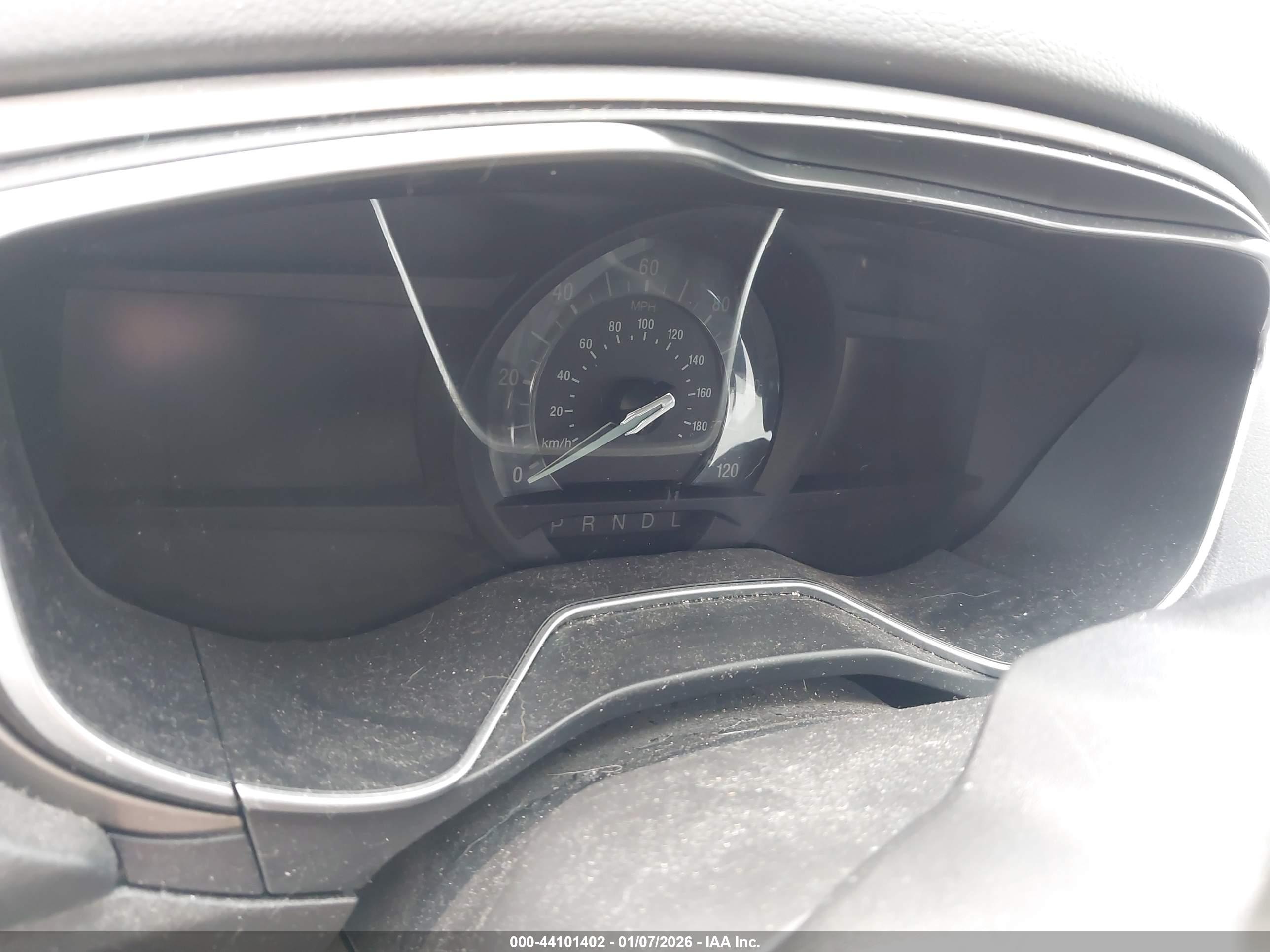 FORD FUSION image 7