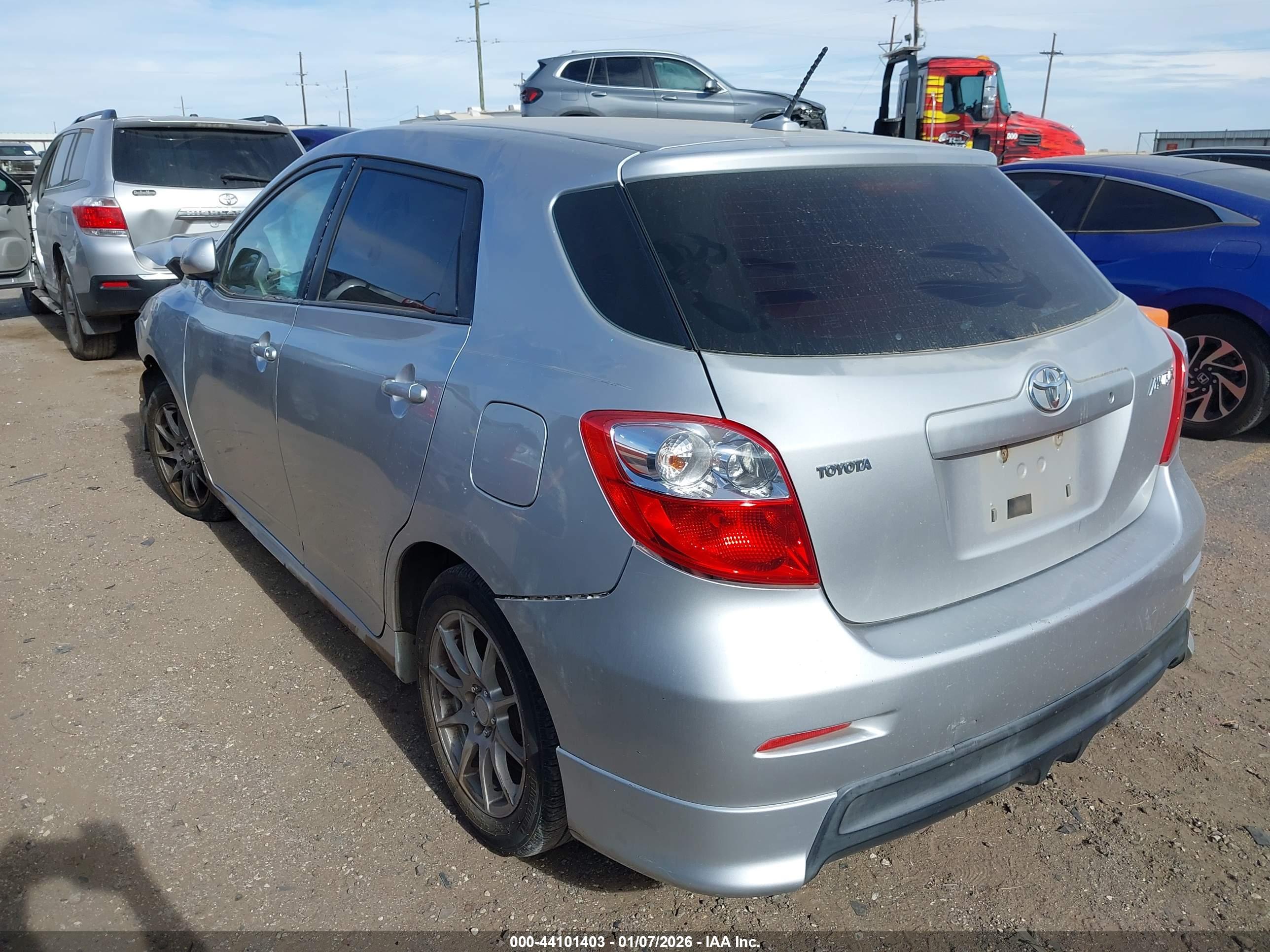 TOYOTA MATRIX image 3